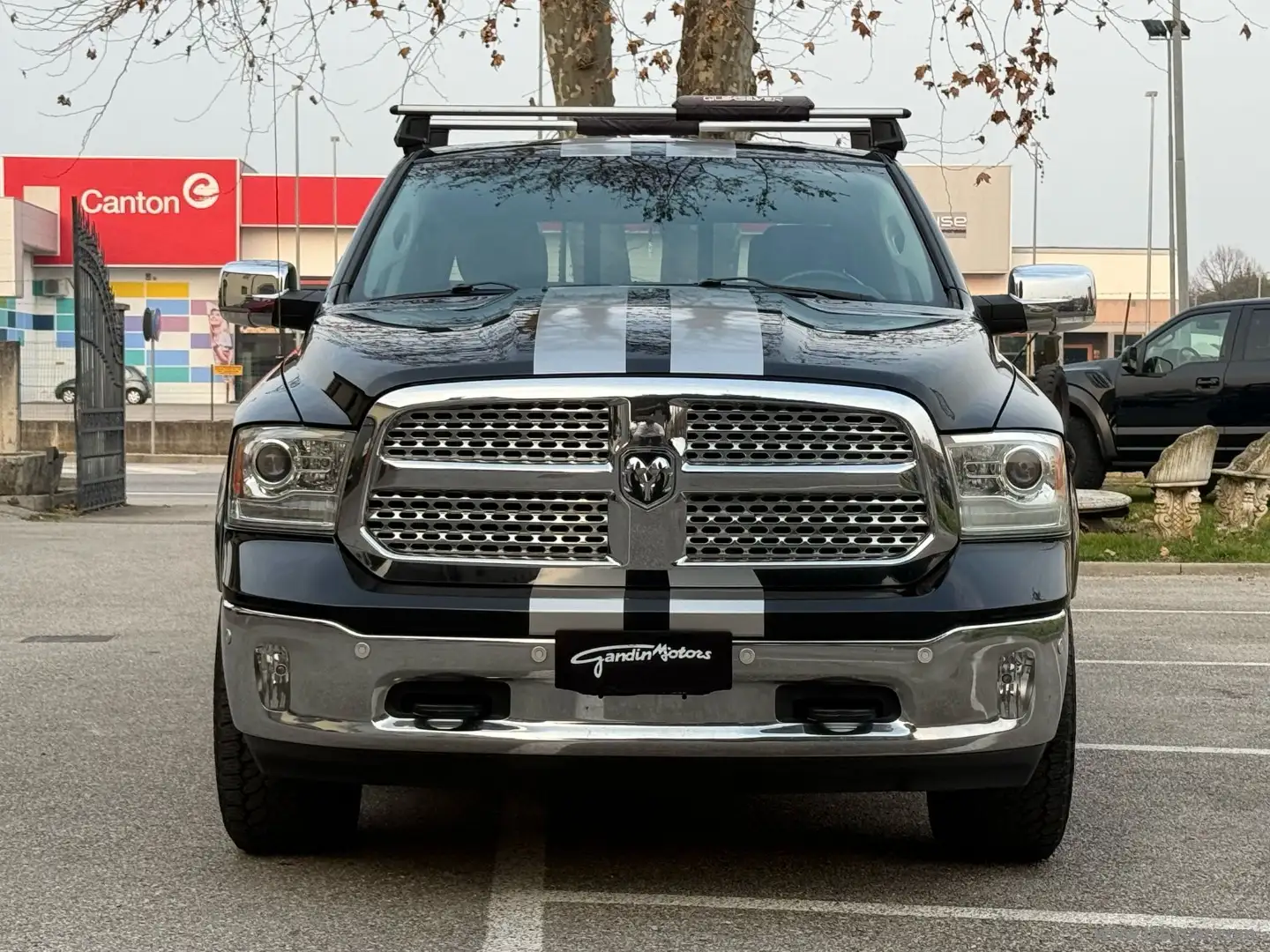 Dodge RAM 1500 4 PORTE 5.7 4WD A/T Nero - 2