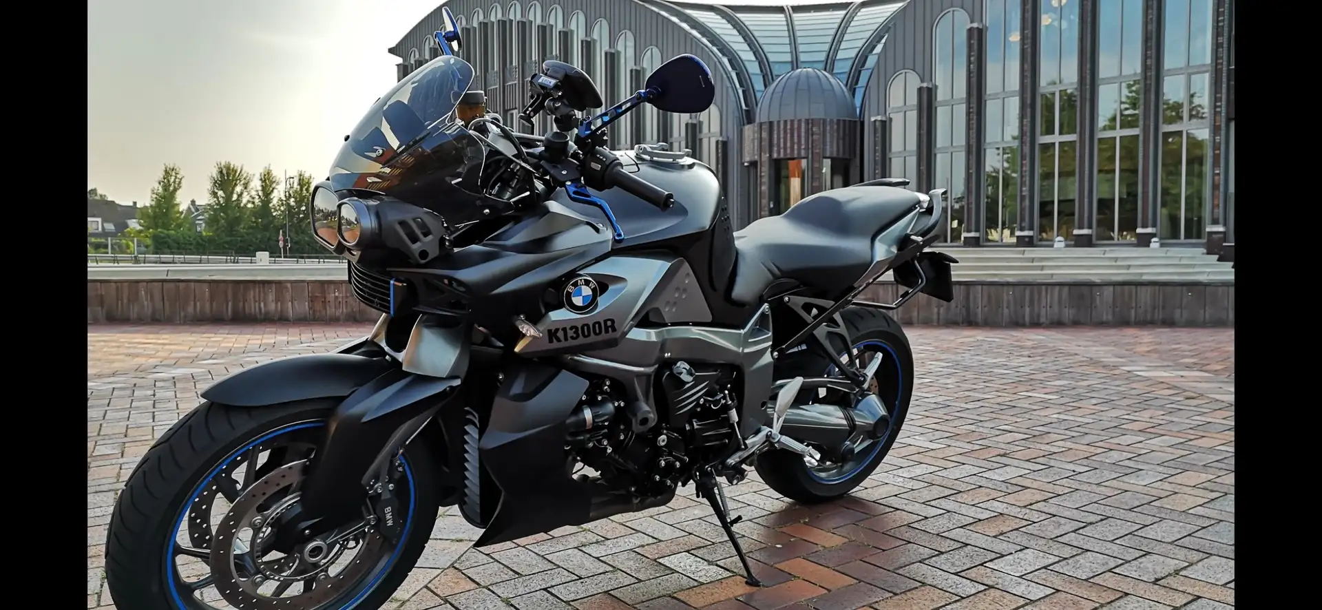 BMW K 1300 R Akrapovic, quickshifter Zwart - 2
