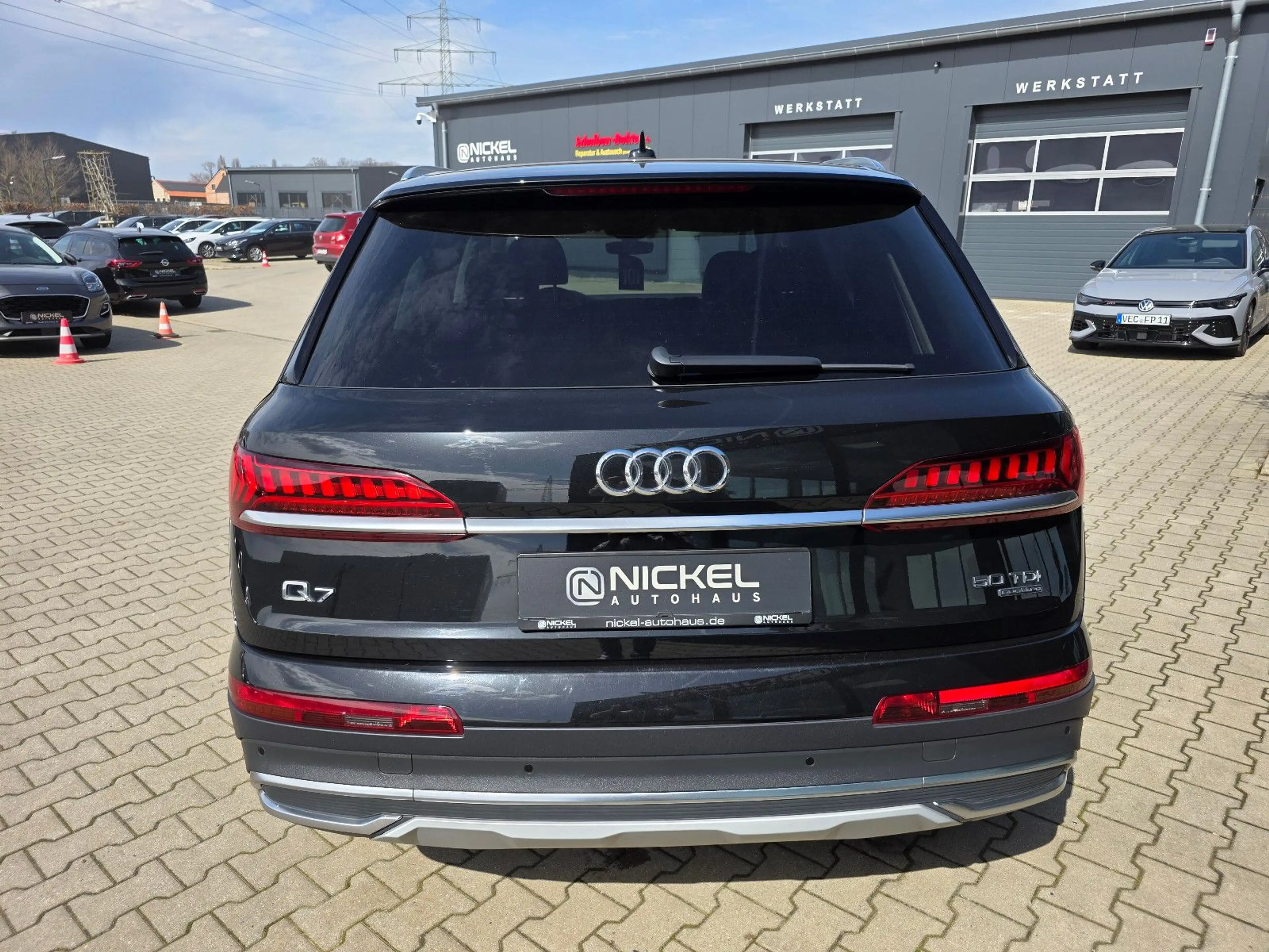 Audi Q7 50TDI 7-Sitzer*Luft*ACC*360*AHK*Leder*2.Hand — photo 4