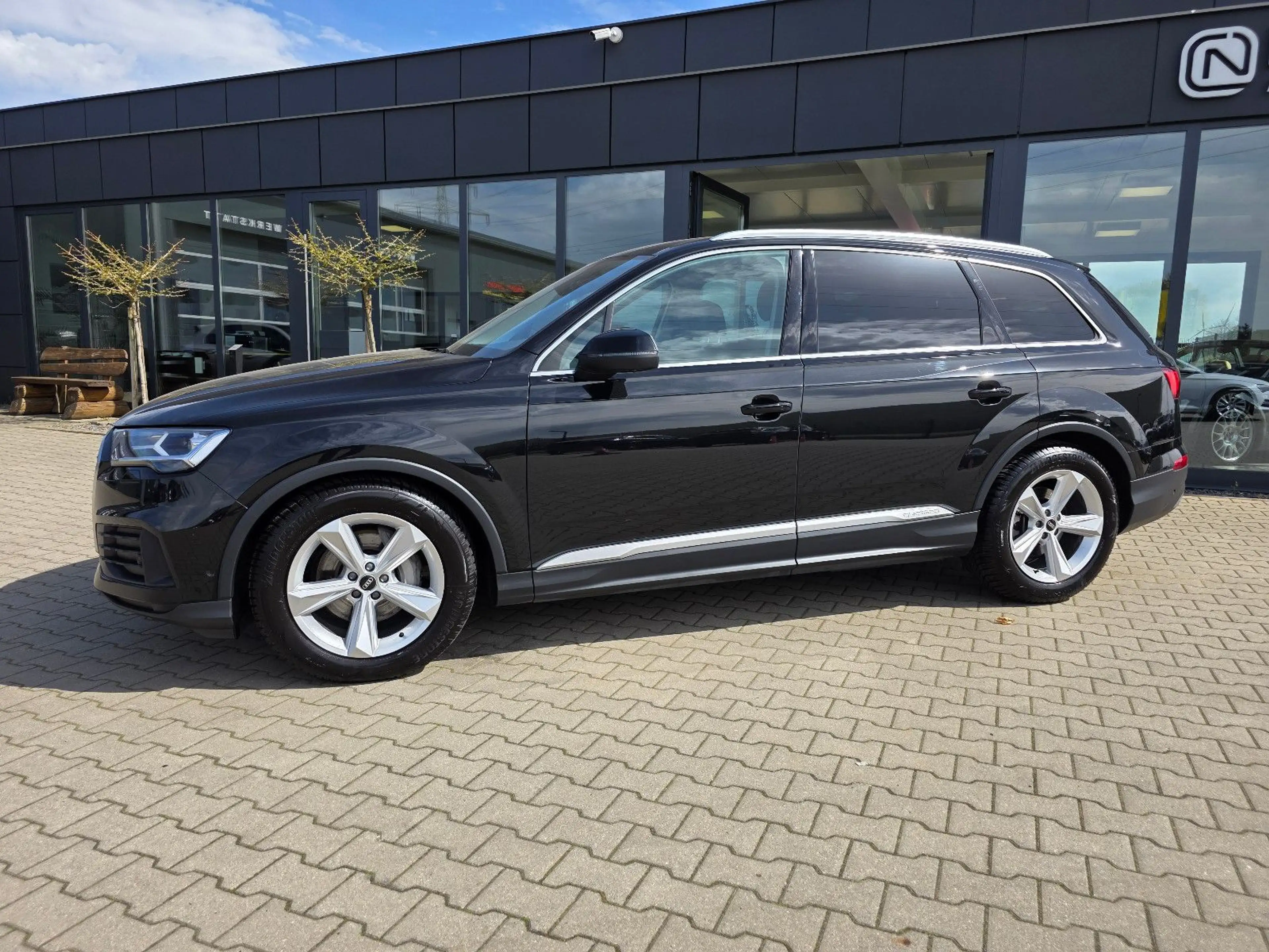 Audi Q7 50TDI 7-Sitzer*Luft*ACC*360*AHK*Leder*2.Hand — photo 10