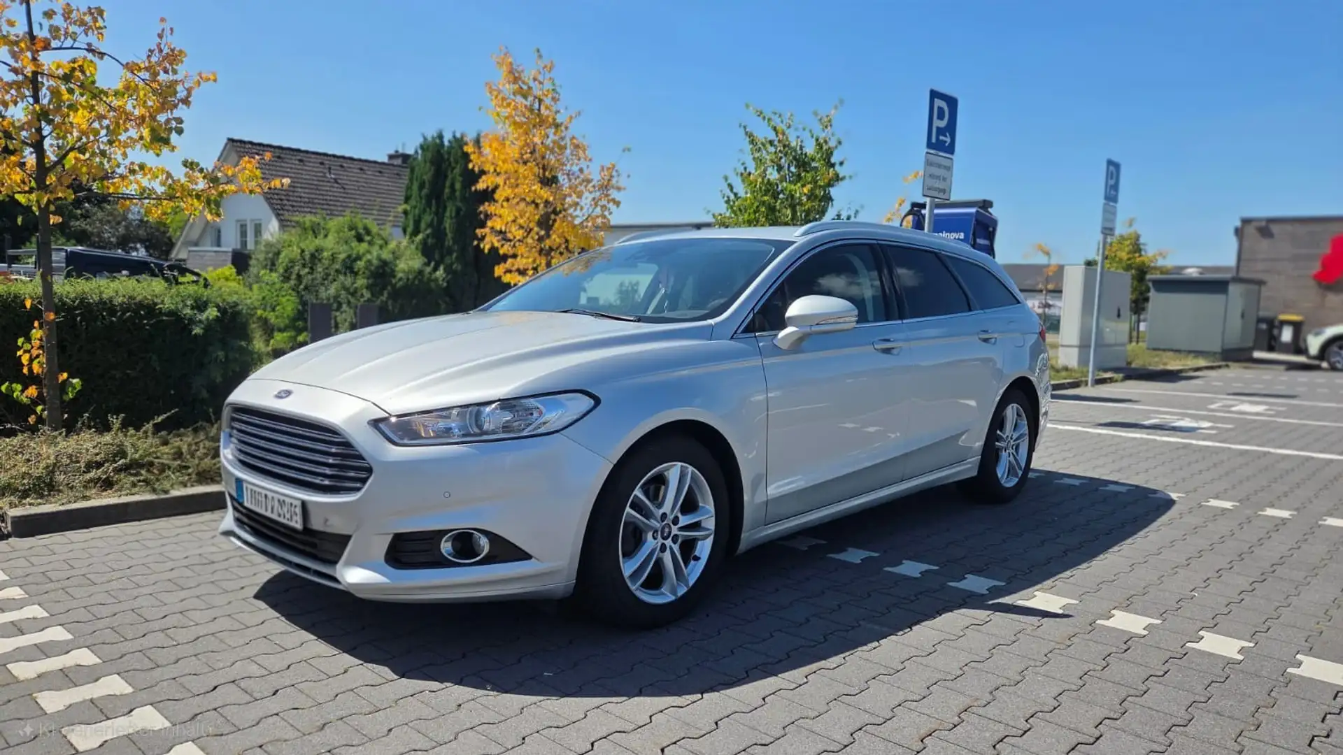 Ford Mondeo 🚗Mondeo Turnier 2.0 150PS Automatik Stříbrná - 1