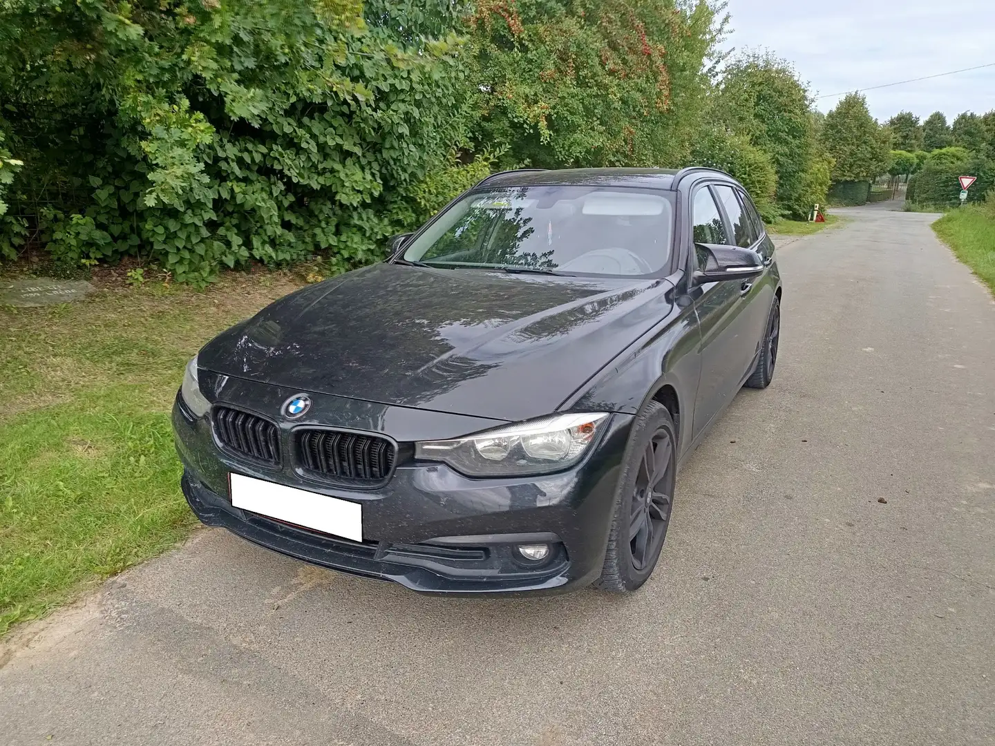 BMW 316 Touring 316d CUIR / NAVI / PRETE A IMMATRICULER - 1