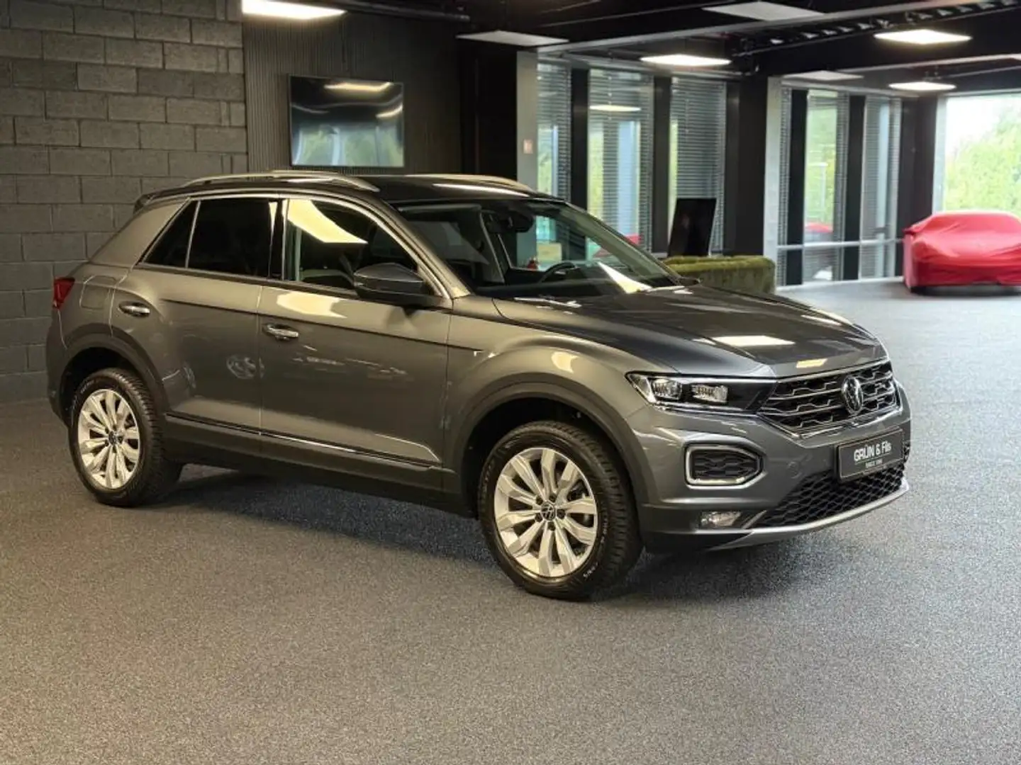 Volkswagen T-Roc 1.5 TSI SPORT Noir - 1