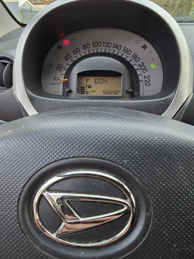 Daihatsu Sirion 1.0 - 1