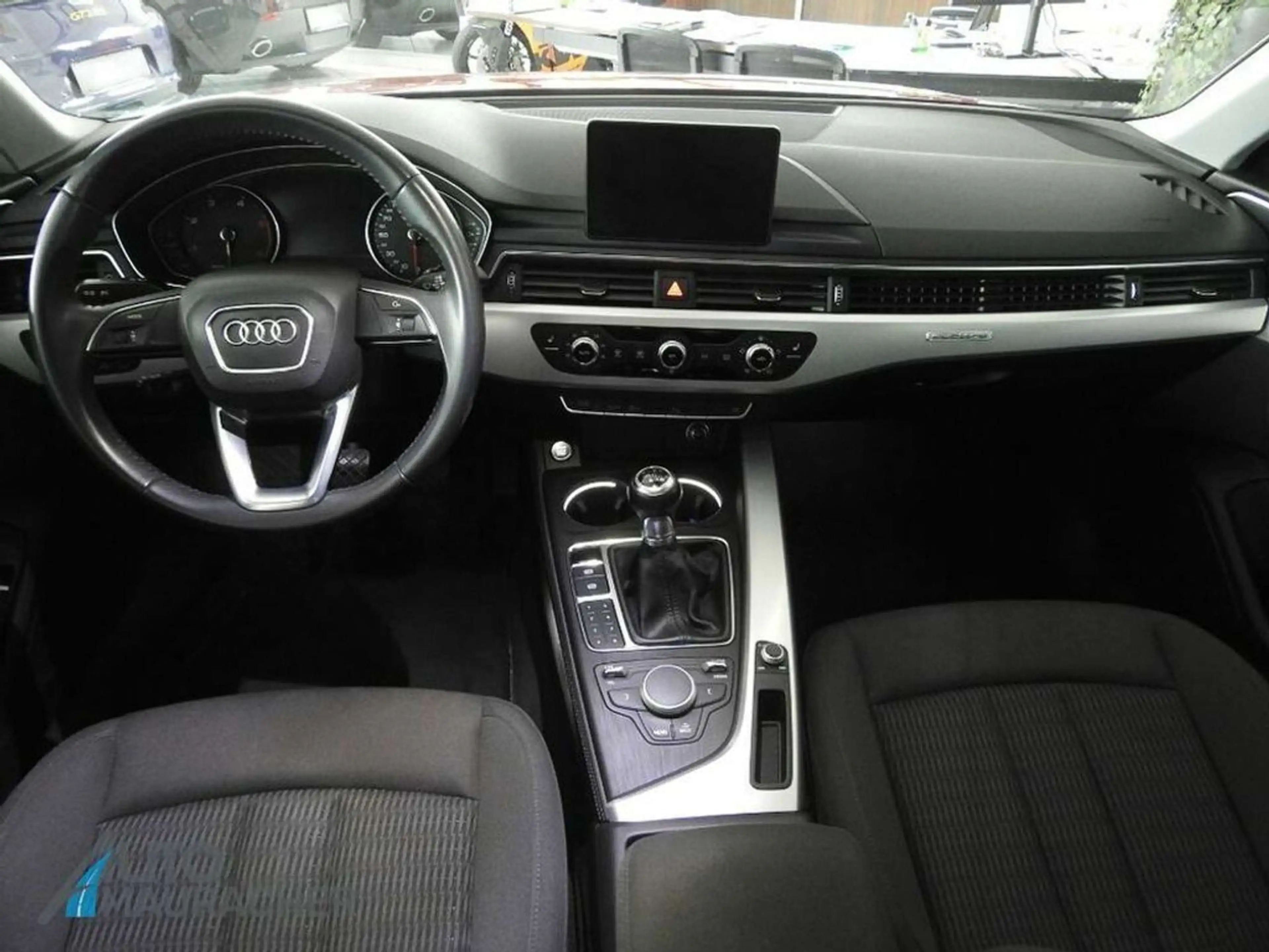 Audi A4 2,0 TDI Sport quattro*SLINE*MATRIX* — photo 9