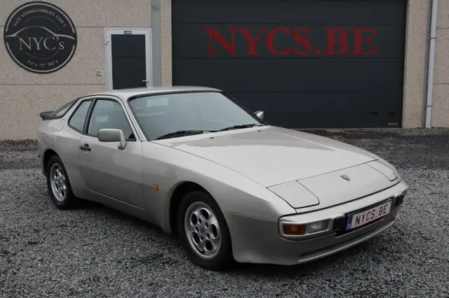 Porsche 944 Très bel état d'origine-Rien à prévoir