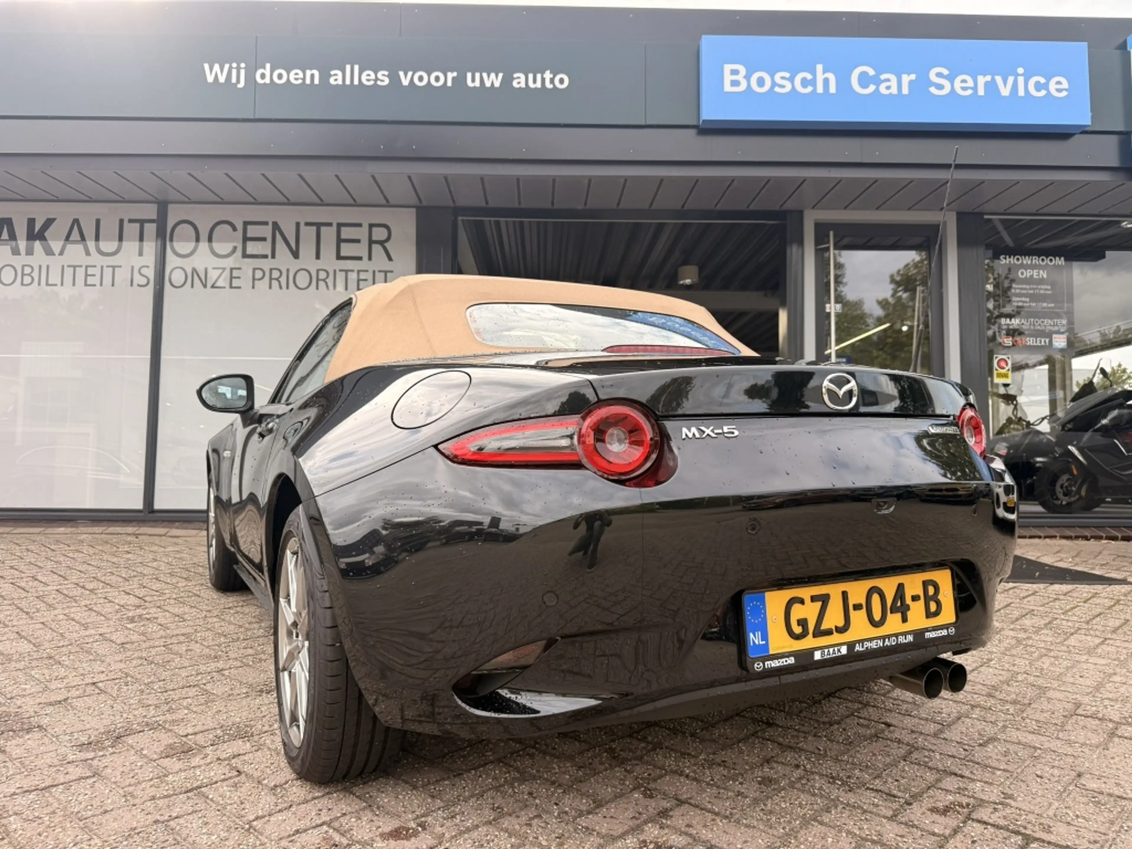 Mazda MX-5 1.5 SkyAc-G 132 Kazari | NL Auto | Camera — photo 10