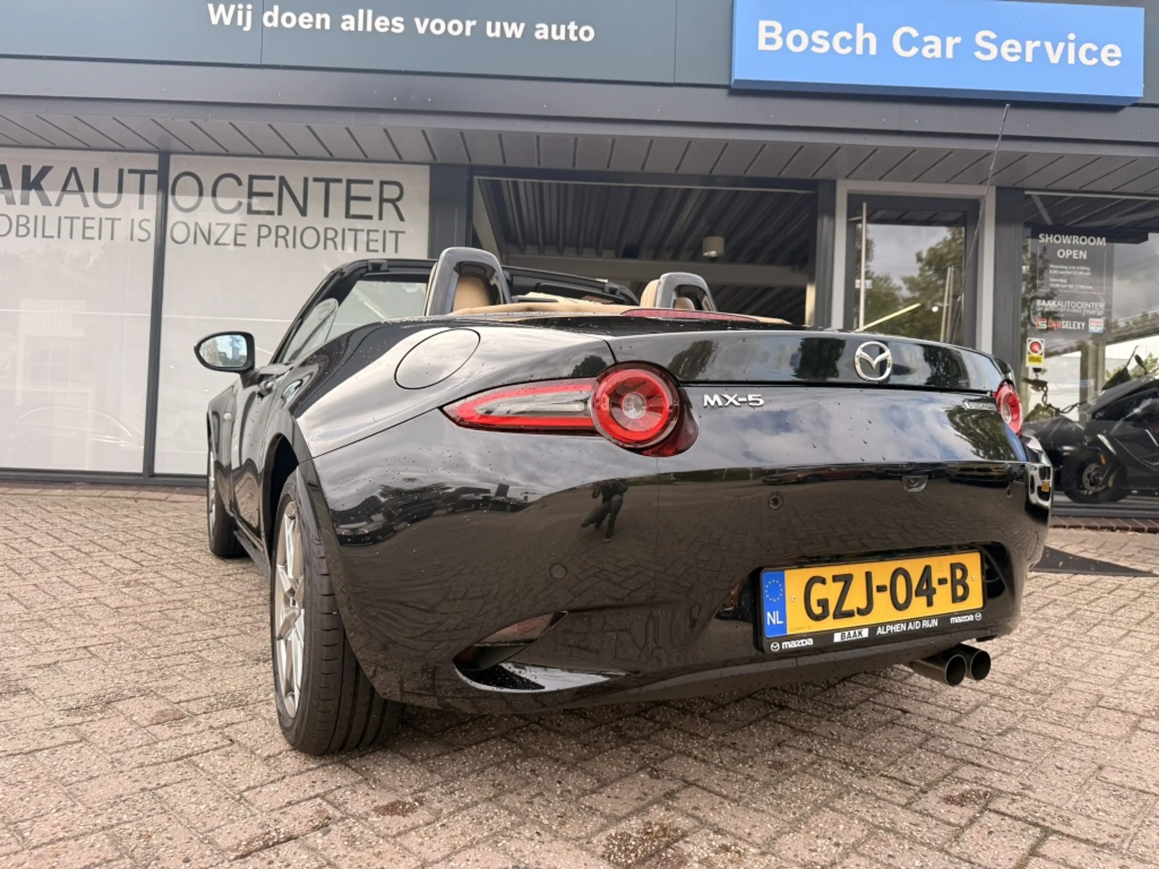 Mazda MX-5 1.5 SkyAc-G 132 Kazari | NL Auto | Camera — photo 8