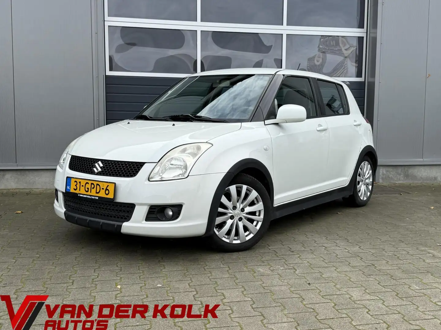 Suzuki Swift 1.3 Comfort 5 Deurs Airco Lichtmetaal Blanc - 1