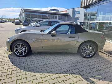 MX-5 1.5i Skyactiv-G Exclusive-Line