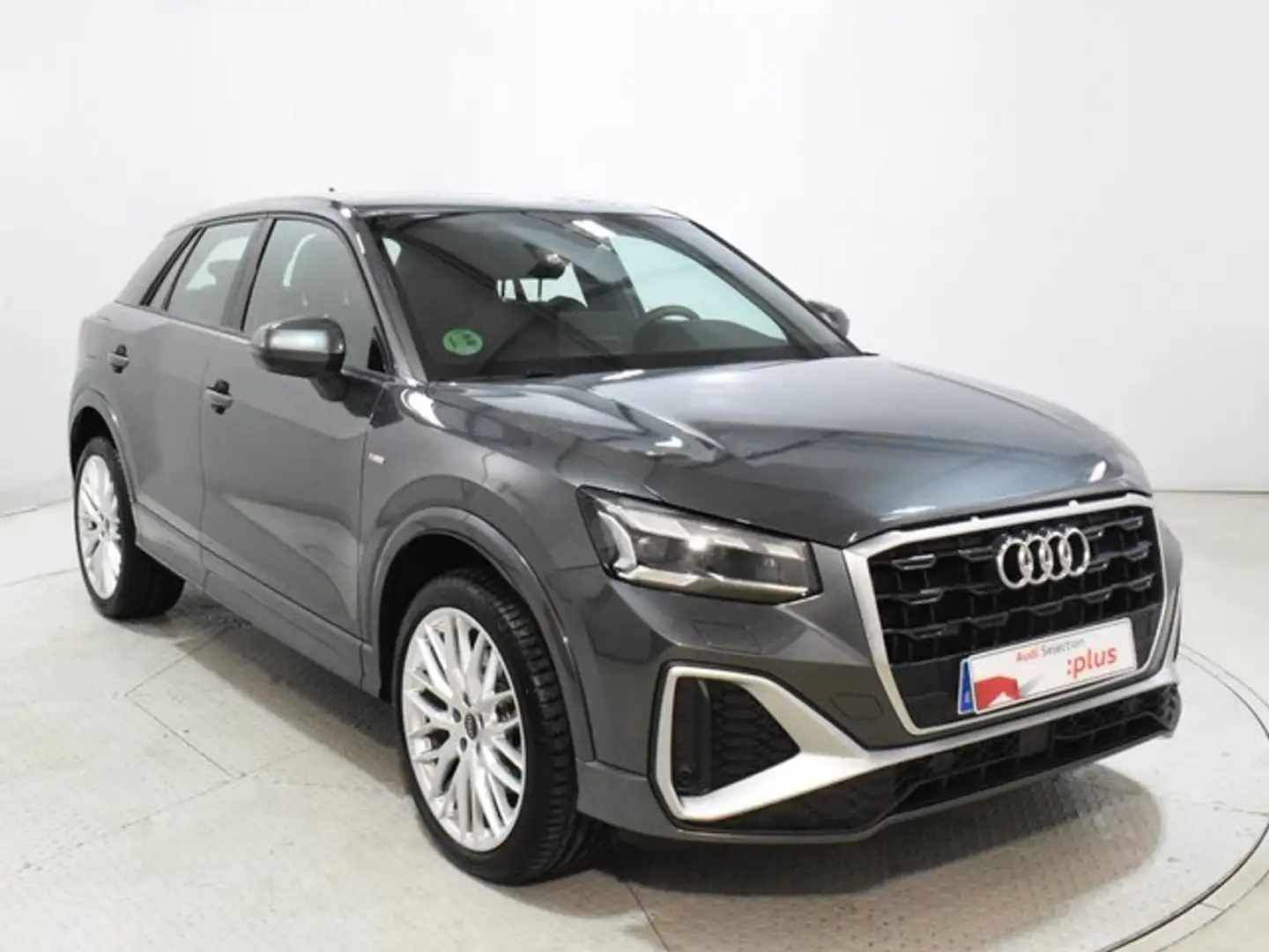 Audi Q2 35 TDI Adrenalin S tronic 110kW Gris - 1