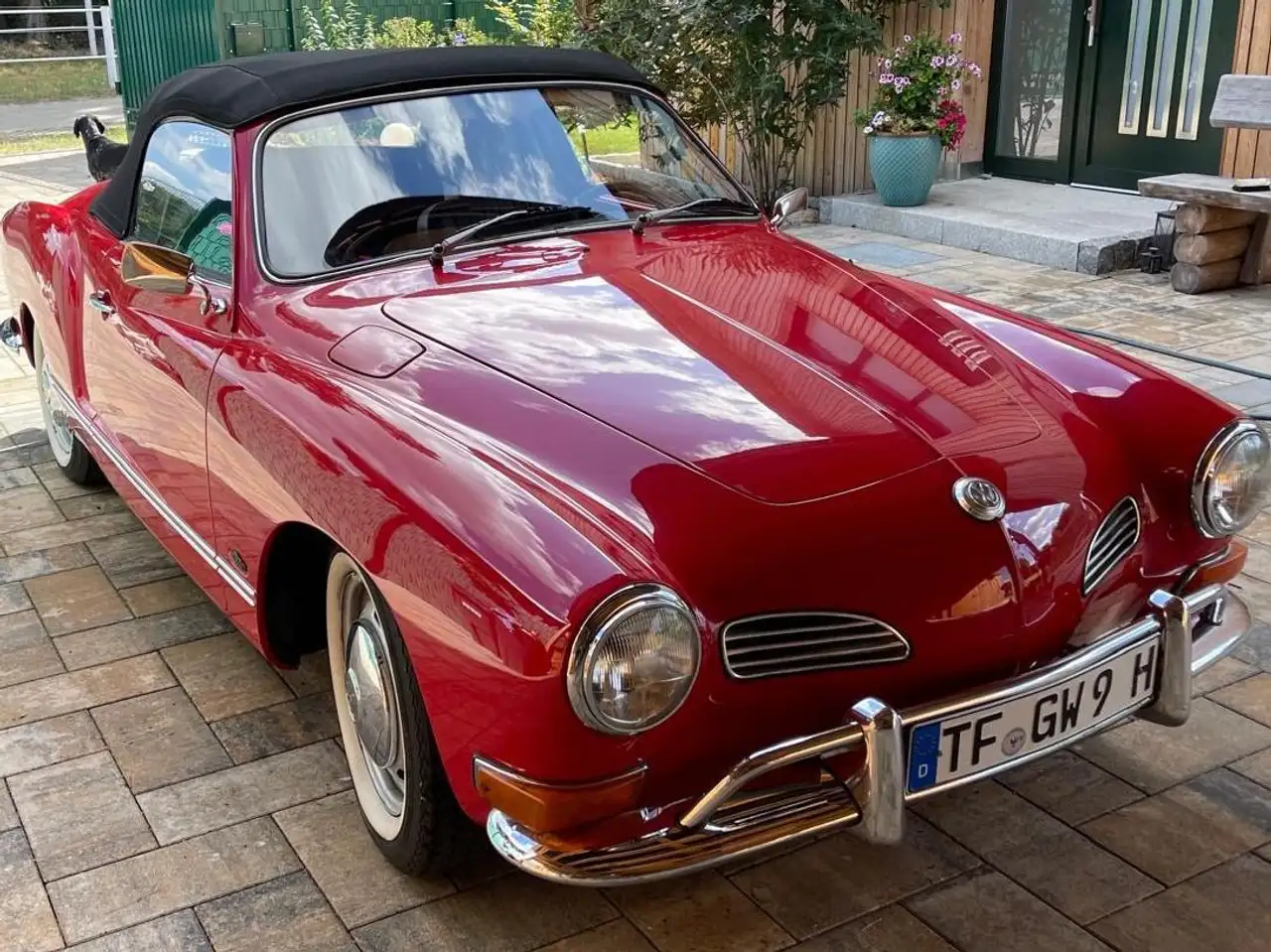 Volkswagen Karmann Ghia -, foto 1