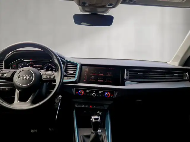Audi A1 view 11