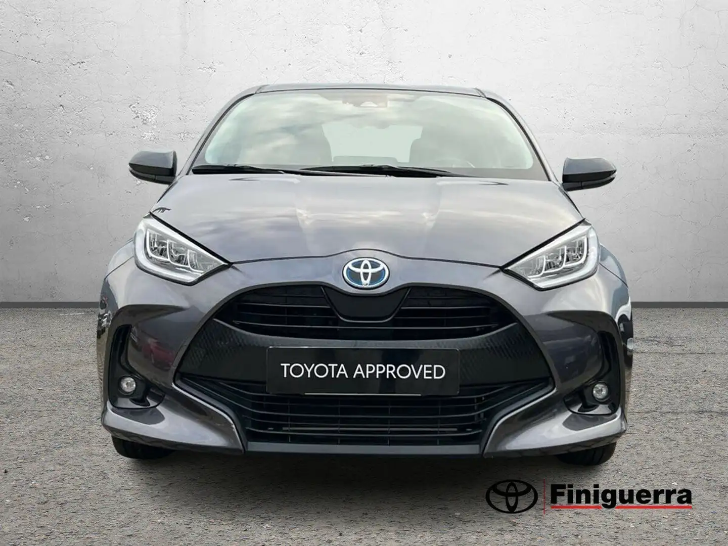 Toyota Yaris Yaris 1.5 Hybrid 5 porte Trend Grigio - 2