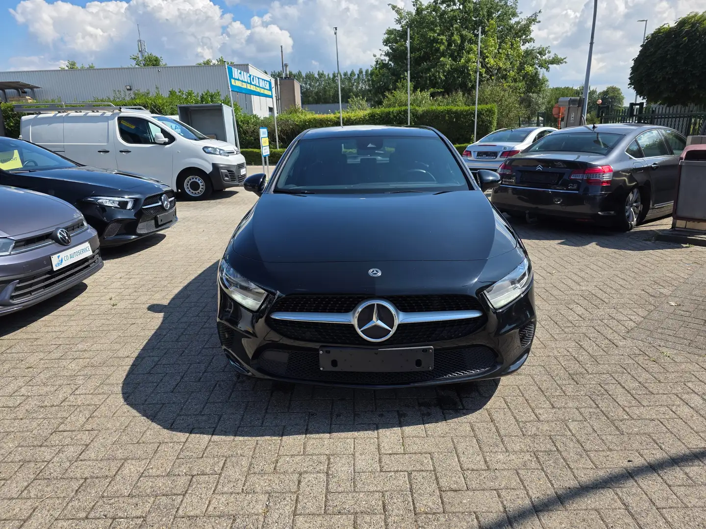 Mercedes-Benz A 180 7G-DCT Style !! Airco, Navigatie, JAAR GARANTIE !! Zwart - 1