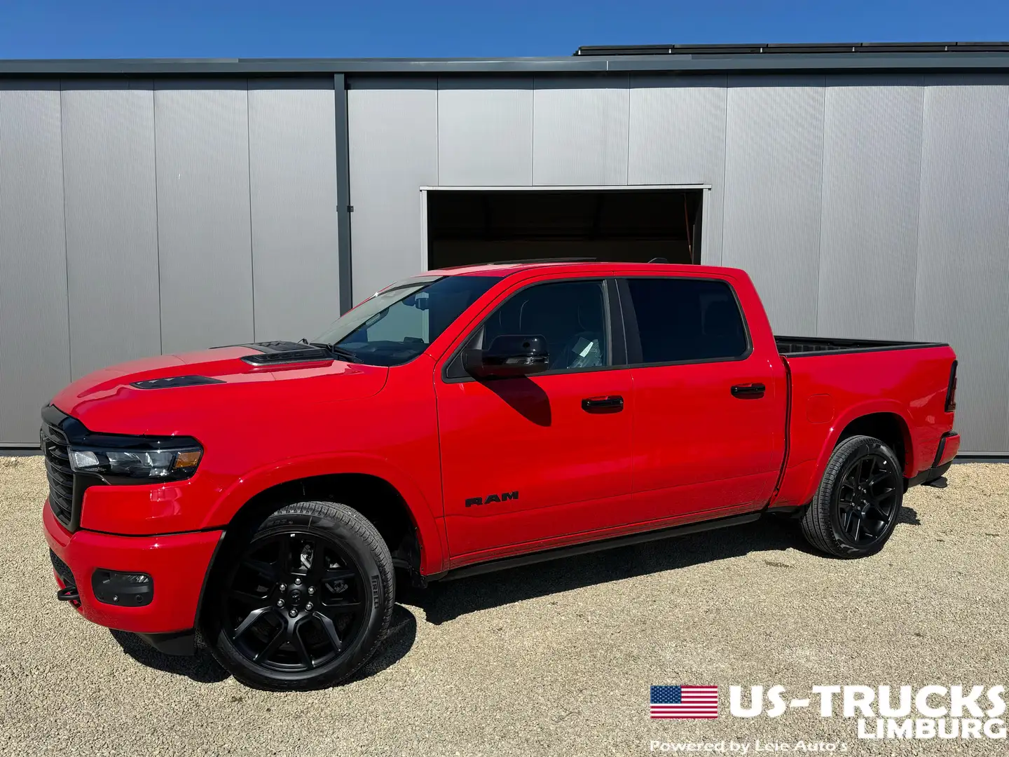Dodge RAM Model 2025 Laramie Night Premium €74.900 Excl. - 1