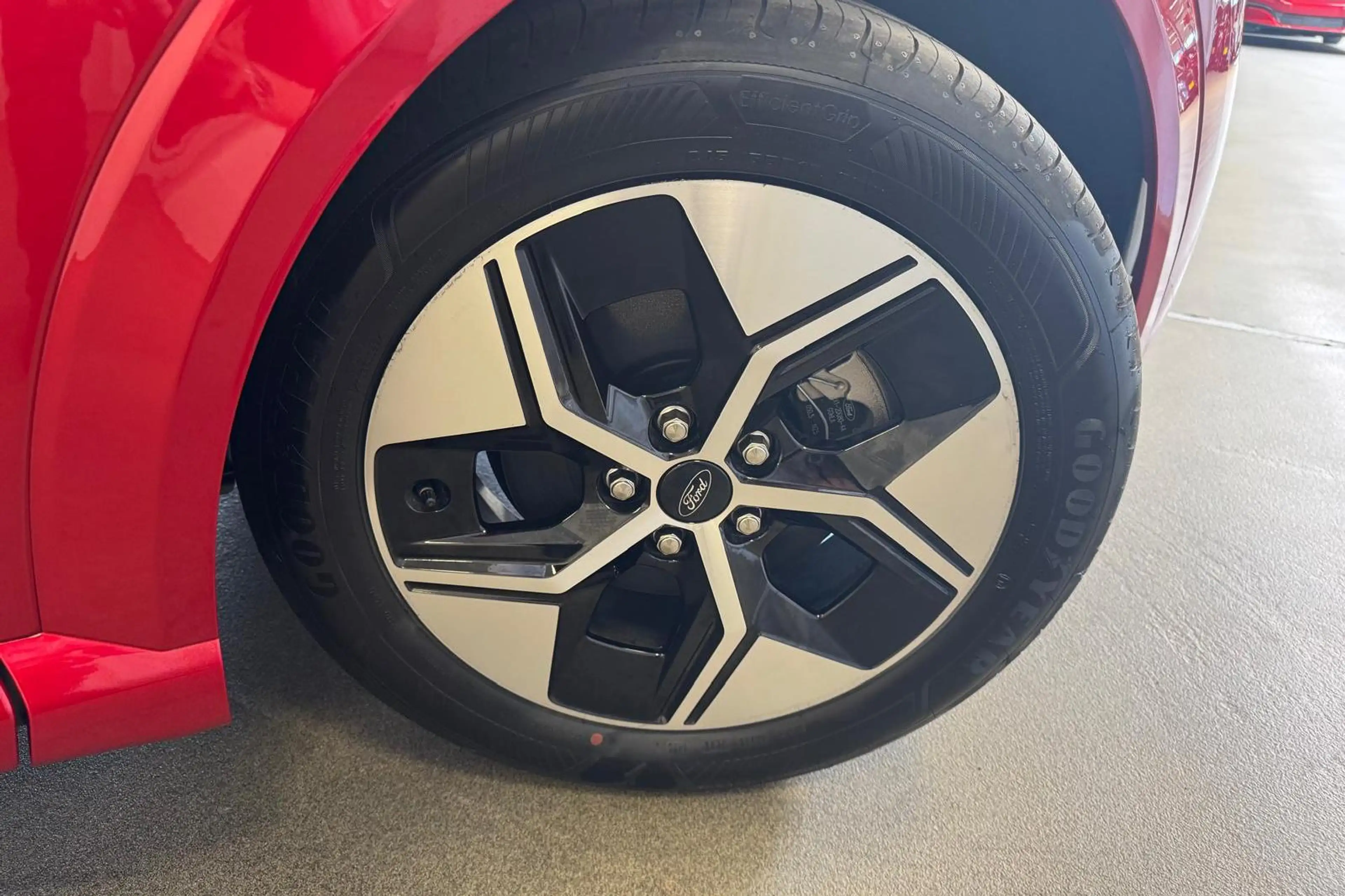 Ford Puma Gen-E Select 46.8 kWh | Nieuw te Bestellen!! — photo 4