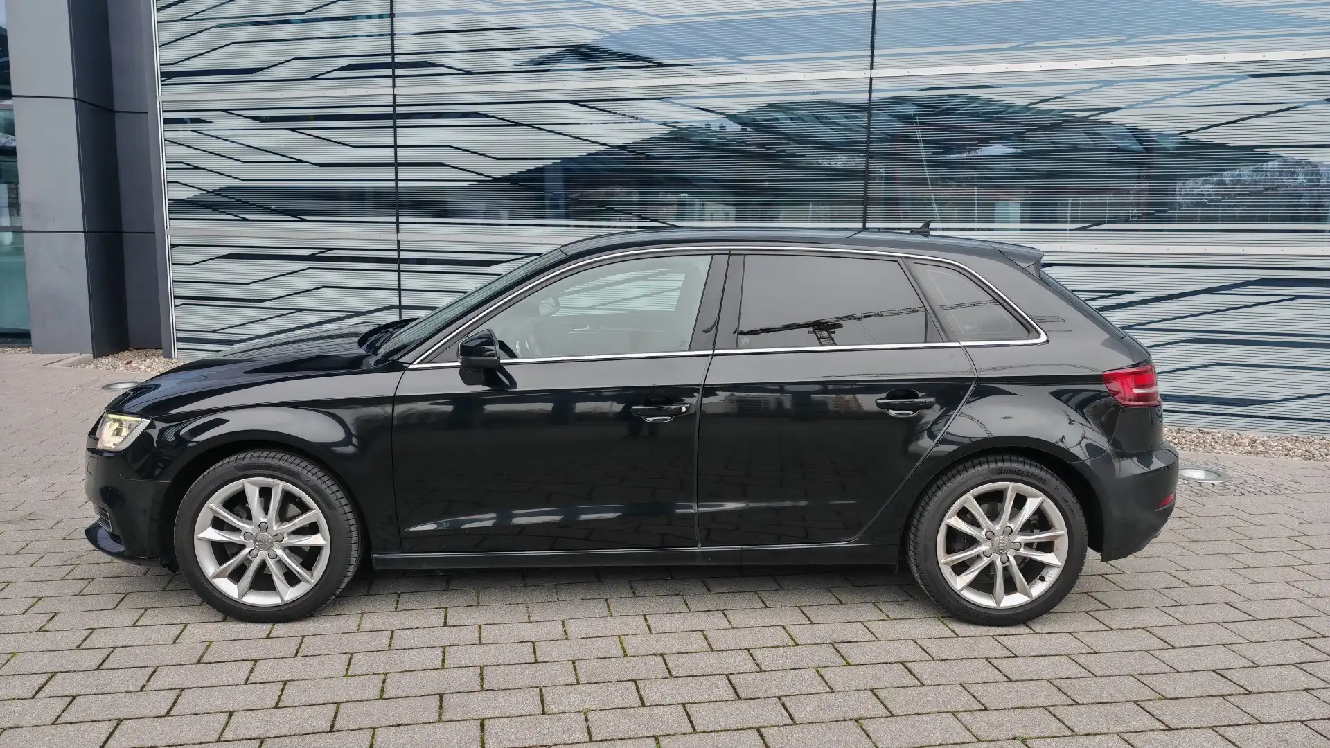 Audi A3 .4 TFSI DSG|Sportback|Leder|Facelift Noir - 1