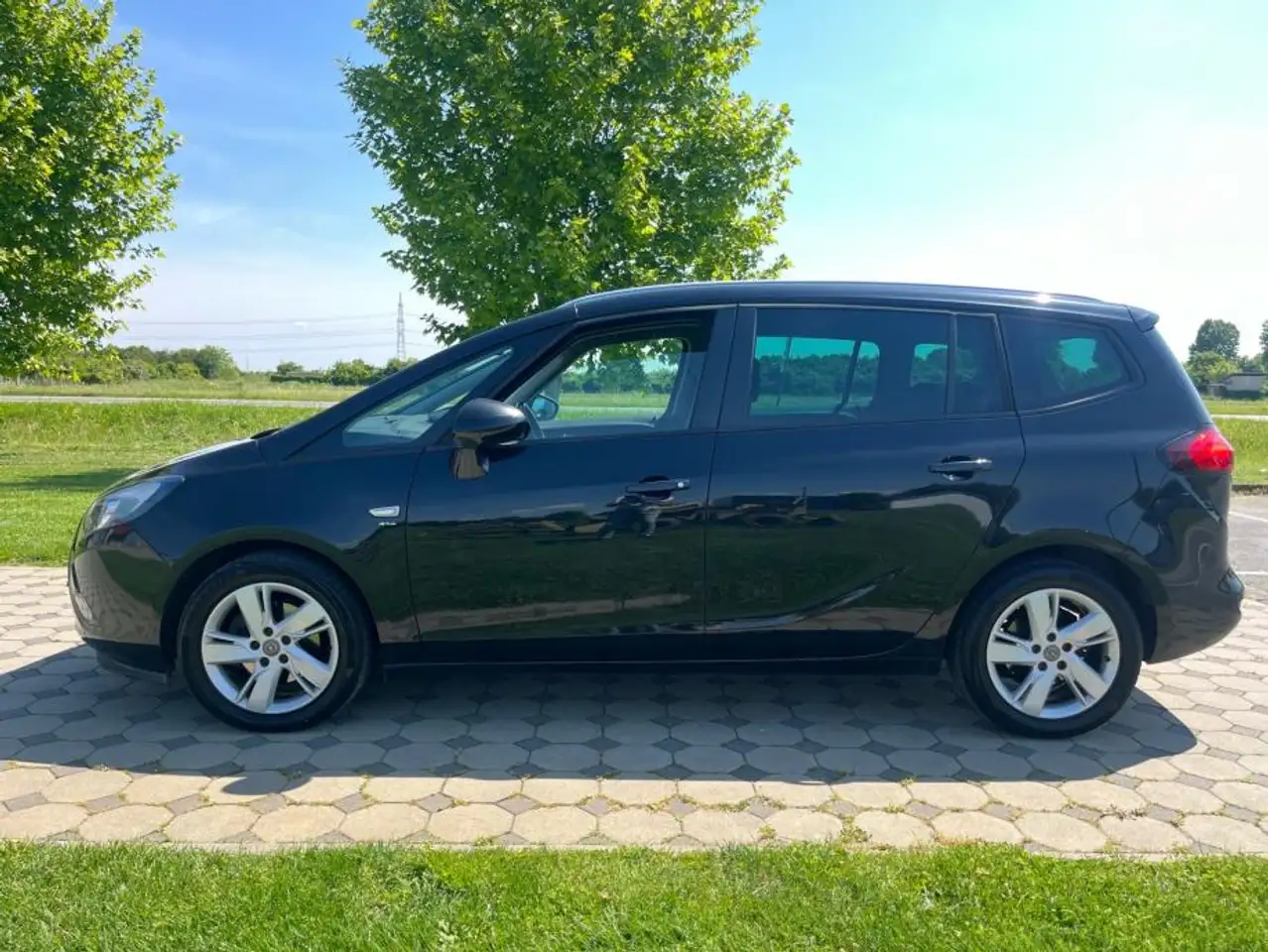 Opel Zafira 2.0 DTI - 100 Fashion