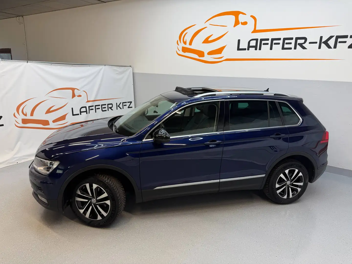 Volkswagen Tiguan 2,0 TDI DSG IQ DRIVE 4Motion VIRTUAL PDC PANO Blau - 2