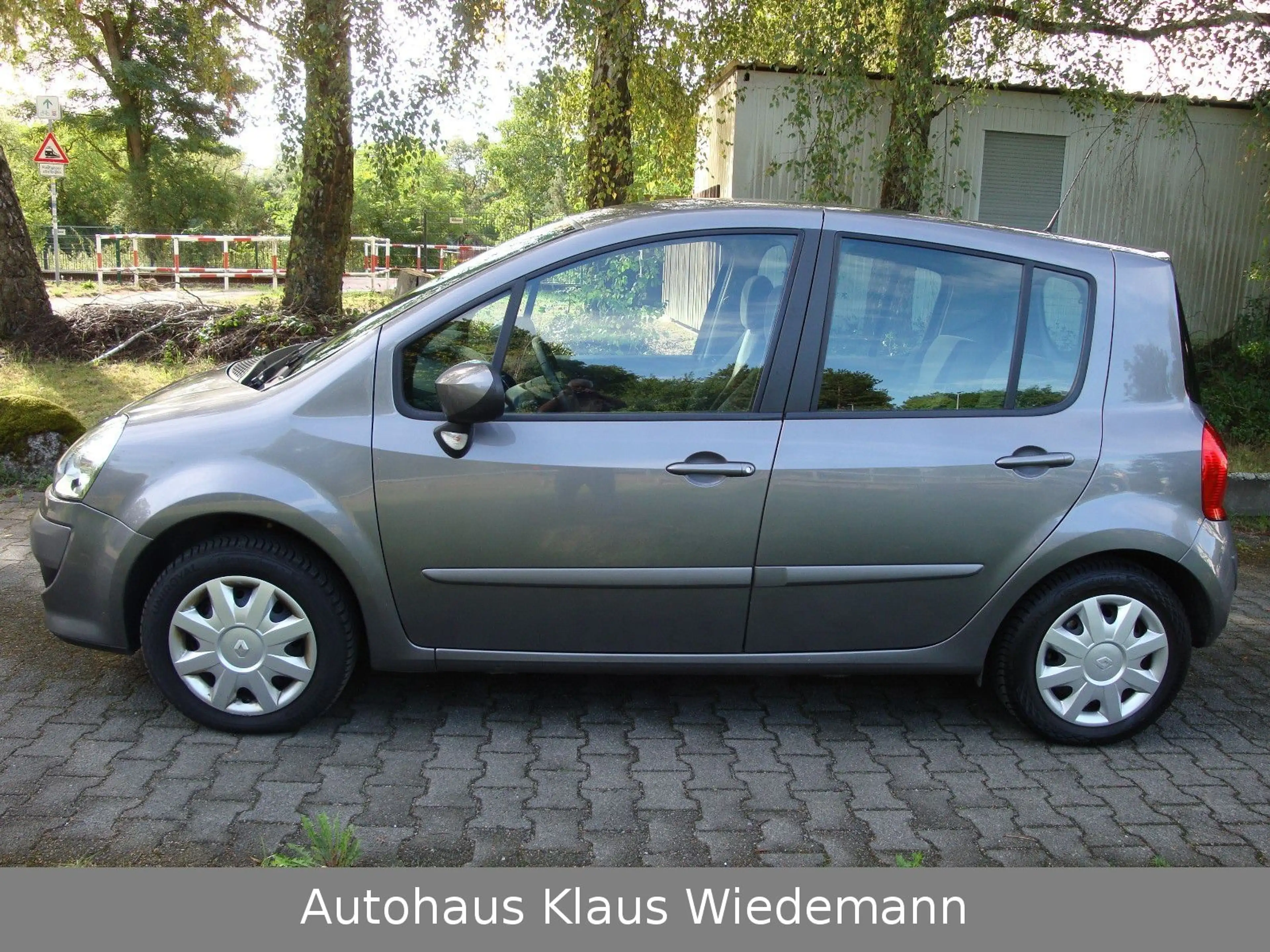 Renault Modus Dynamique 1.6 16V 110 Automatik - 1.Hd./39 — photo 2