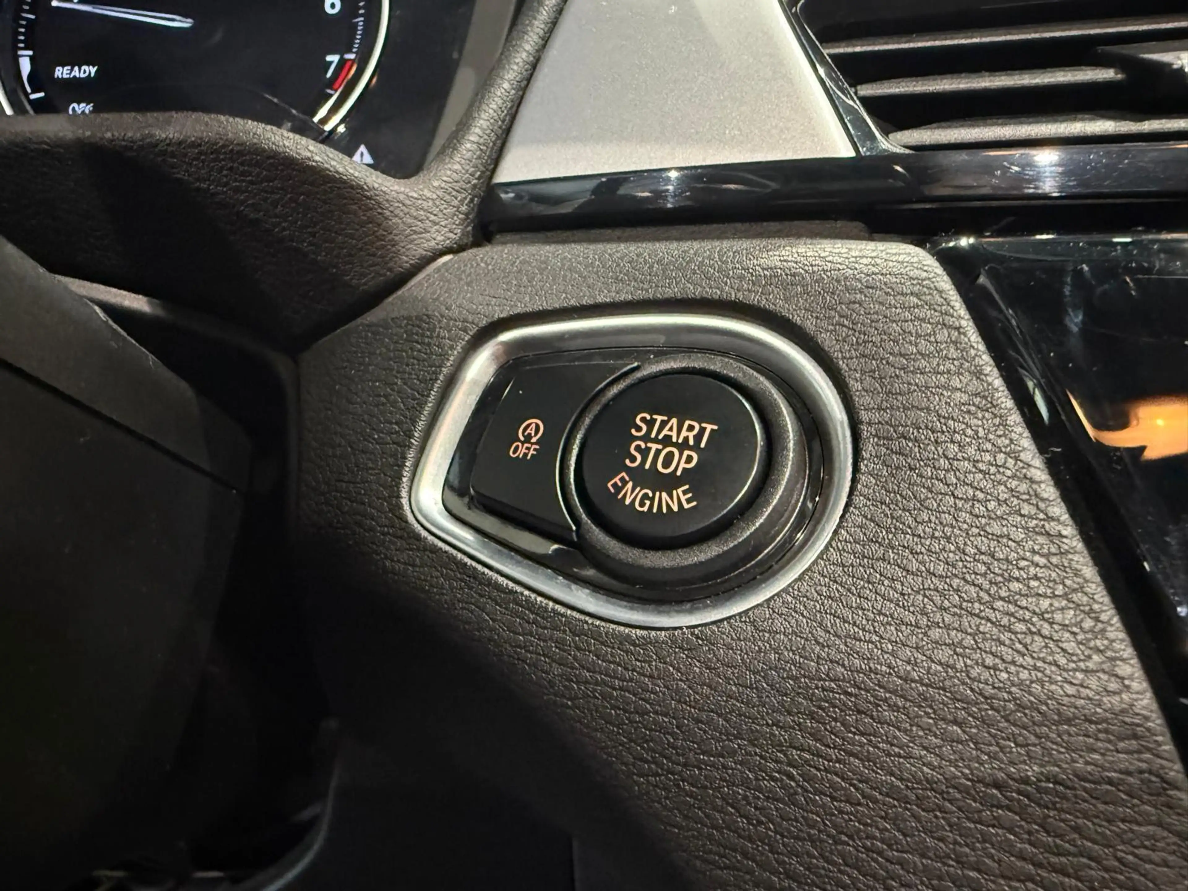 BMW X1 sDrive18i High Executive Head up pano schuif — photo 22
