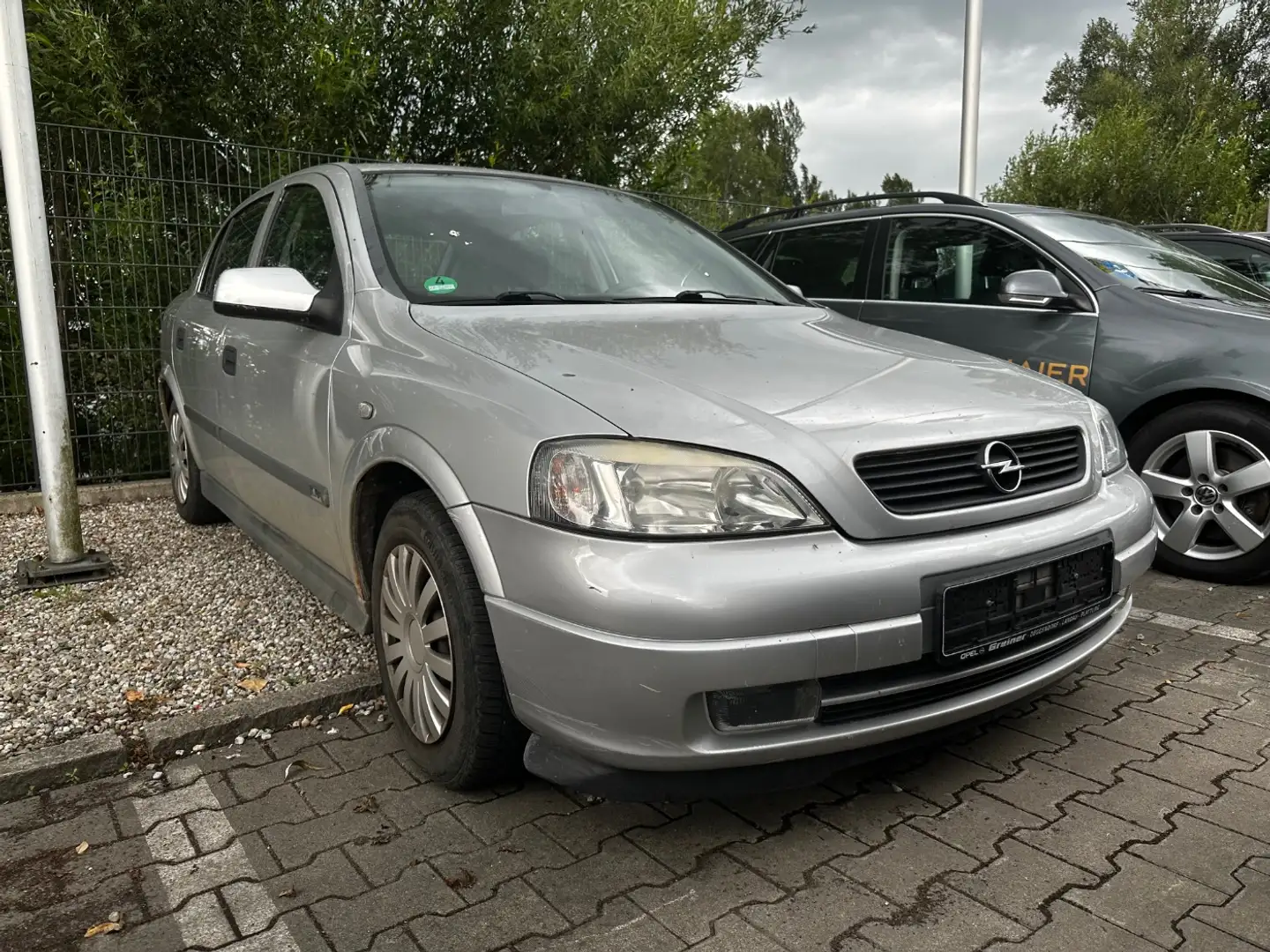 Opel Astra 1.6 Selection Schiebedach|8fach|Klima|CD Silver - 2