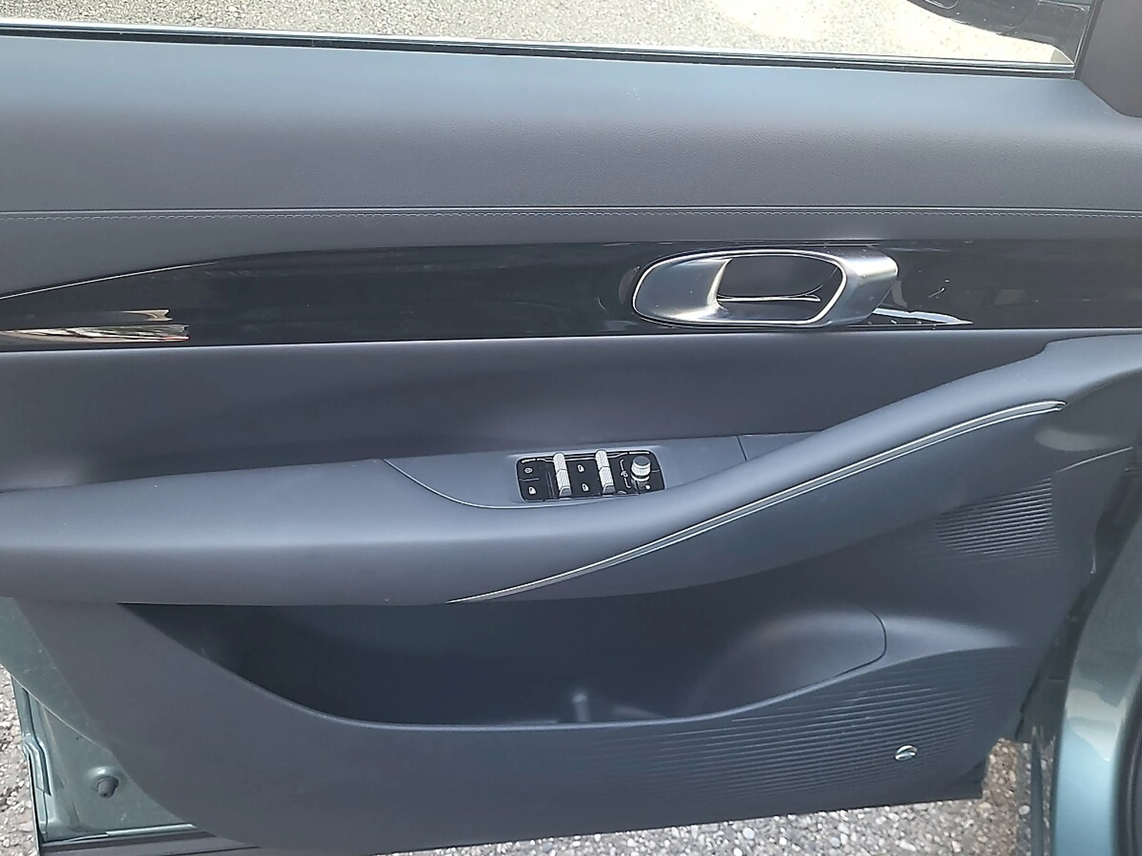 Geely E5 Pro — photo 15