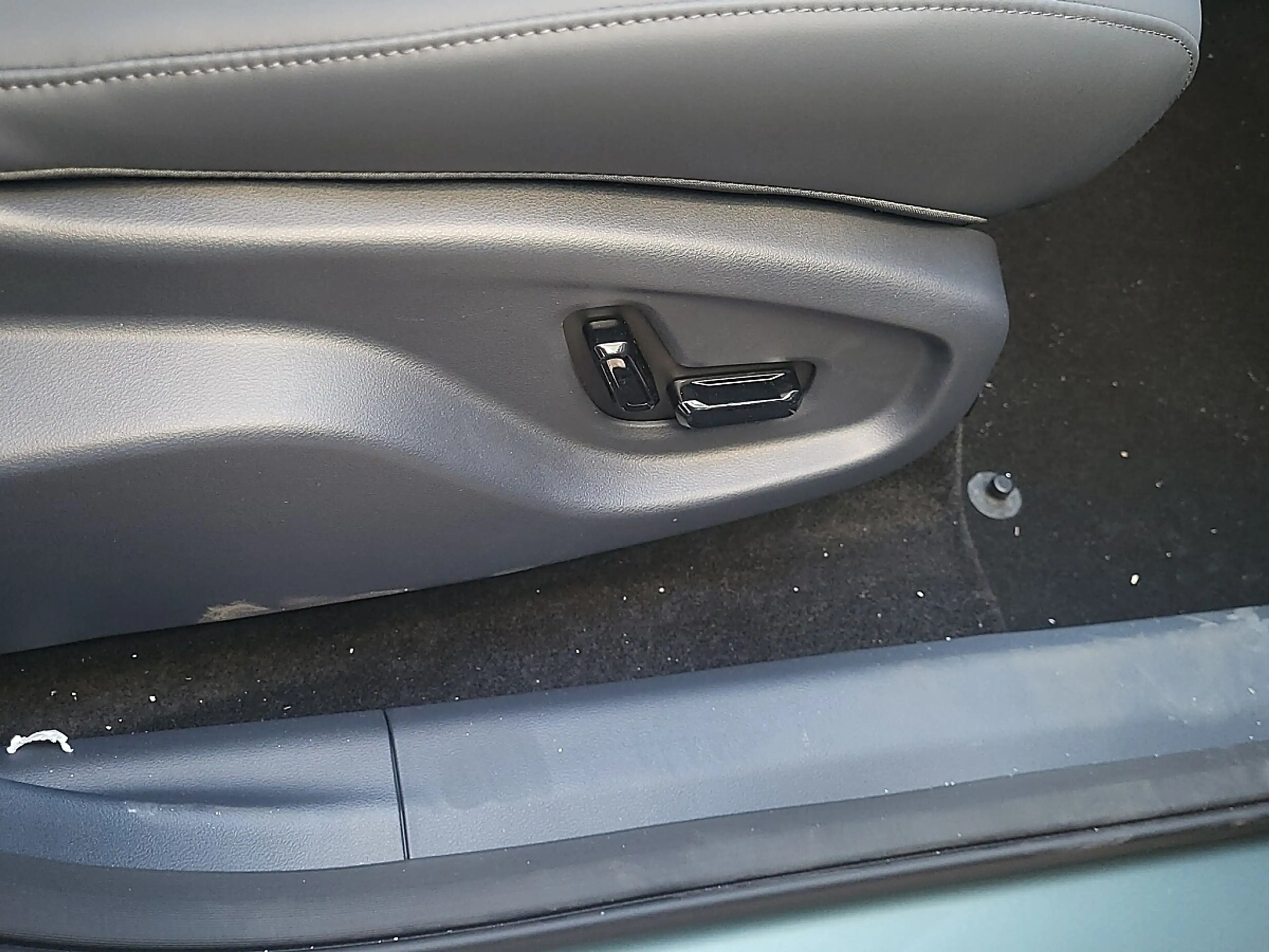Geely E5 Pro — photo 16