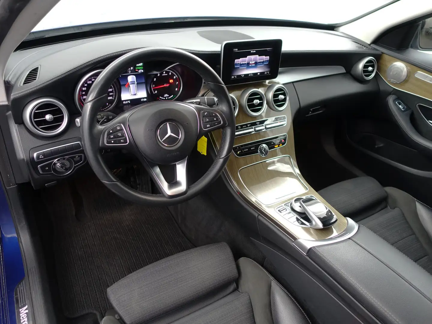 Mercedes-Benz C 350 Estate e AMG Premium Plus Aut- Comfort Interieur, Bleu - 2
