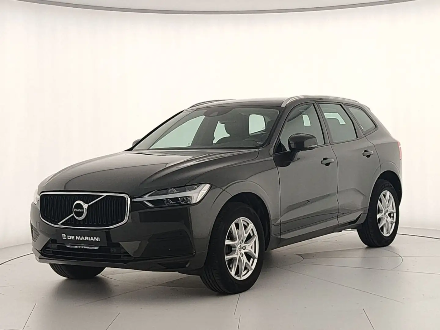 Volvo XC60 XC60 2.0 d4 Business awd geartronic my18 Grijs - 1