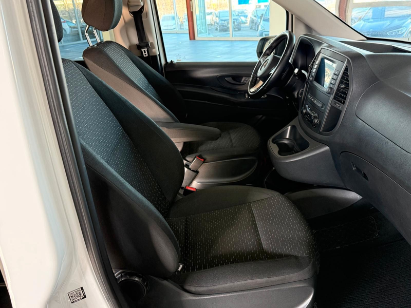 Mercedes-Benz Vito Tourer CDI Base lang*Navi&Kamera*1.Hd. — photo 8