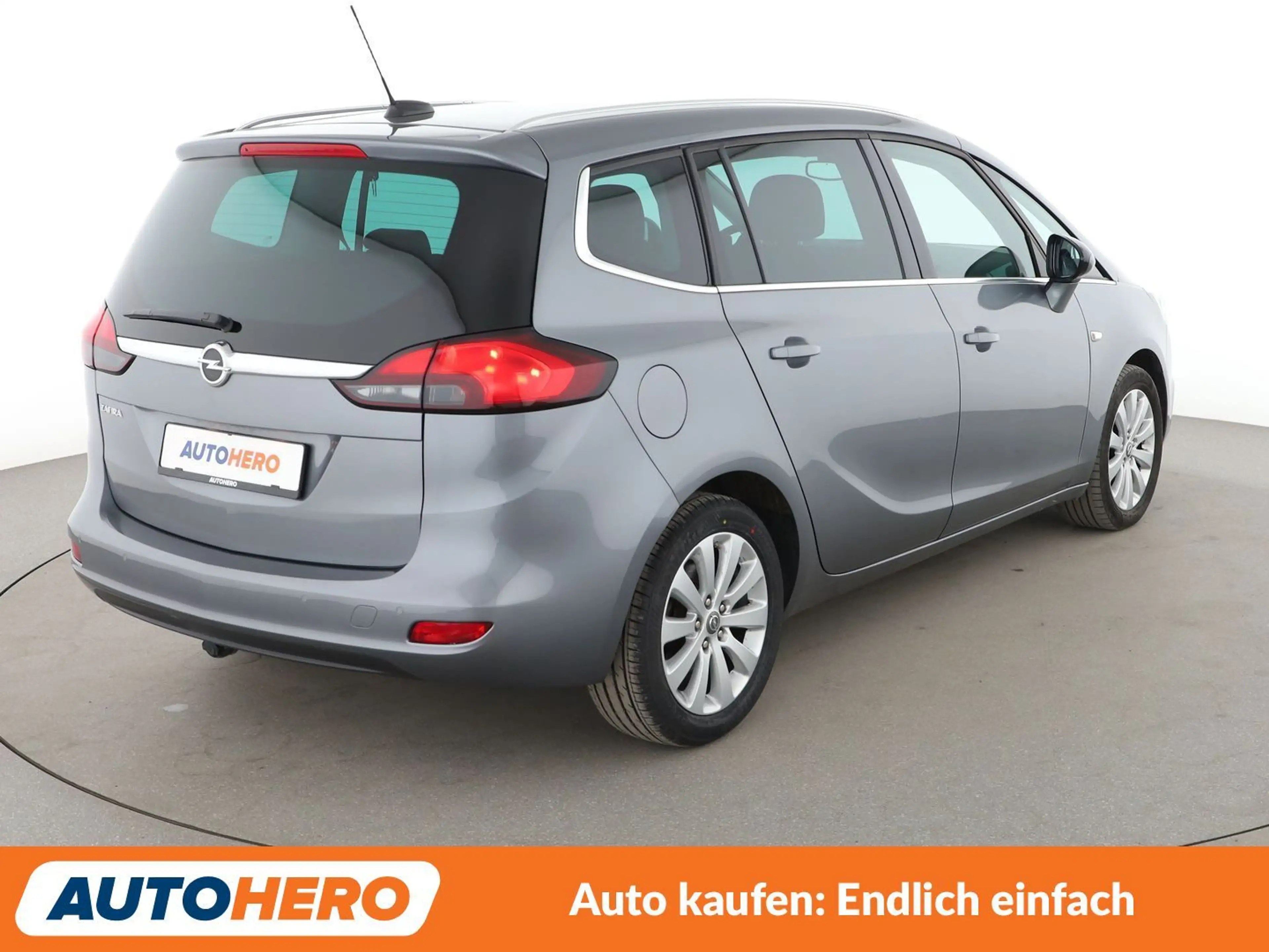 Opel Zafira Tourer 1.6 CDTI DPF Innovation *LED*TEMPO*PDC*GARANTIE* — photo 6