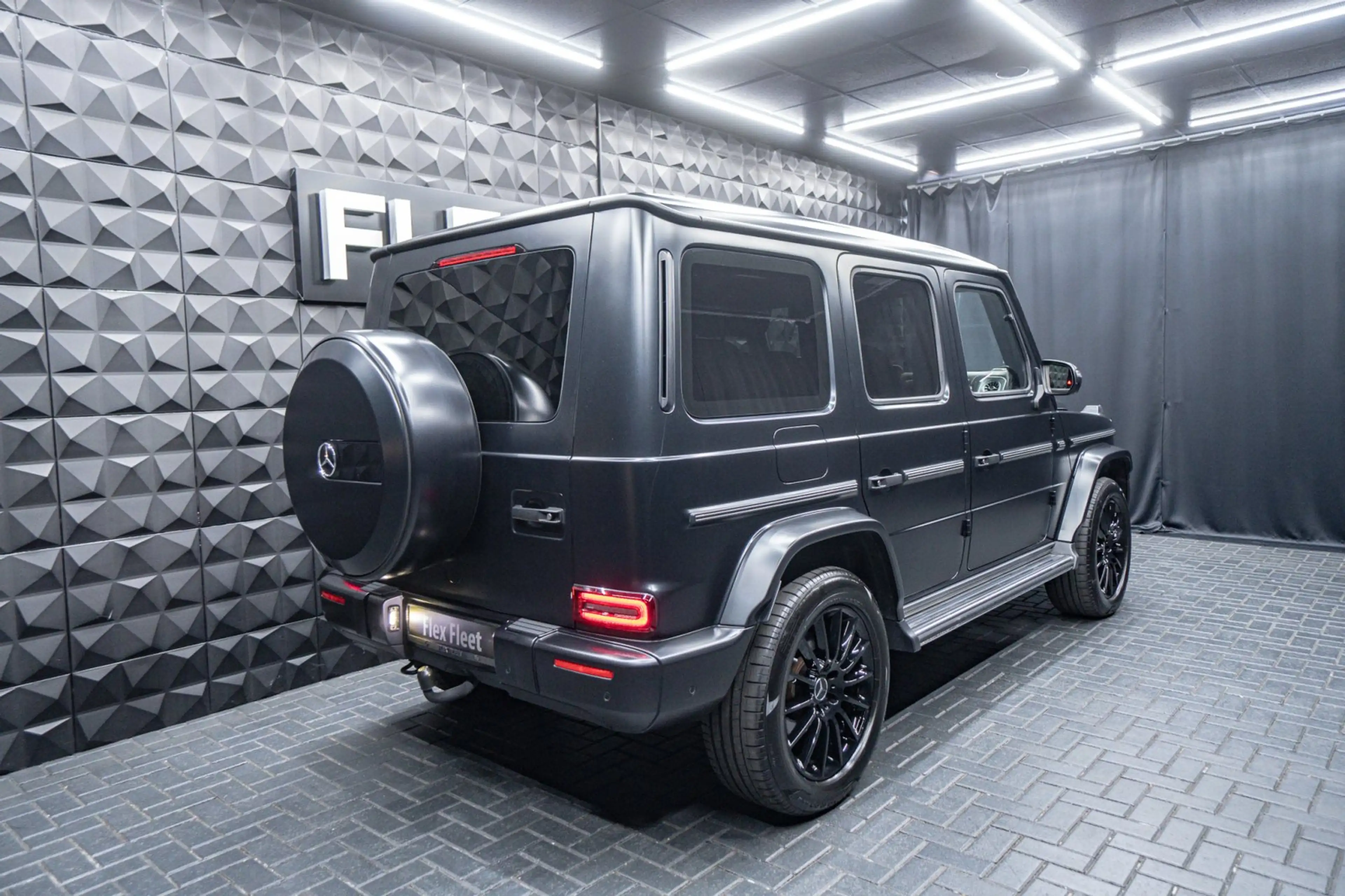 Mercedes-Benz G 400 d AMG SUPERIOR Magno Lack — photo 9