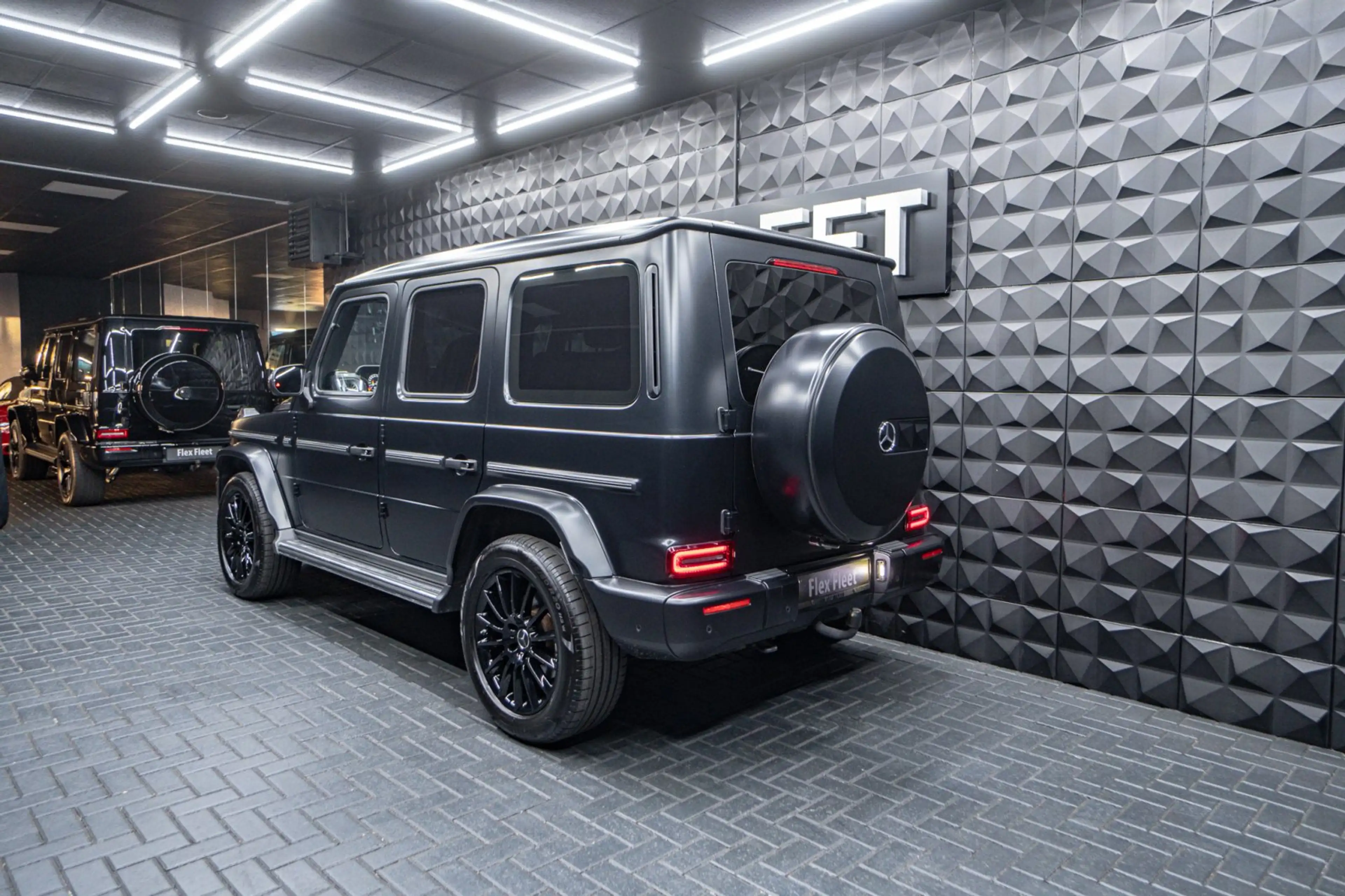 Mercedes-Benz G 400 d AMG SUPERIOR Magno Lack — photo 4