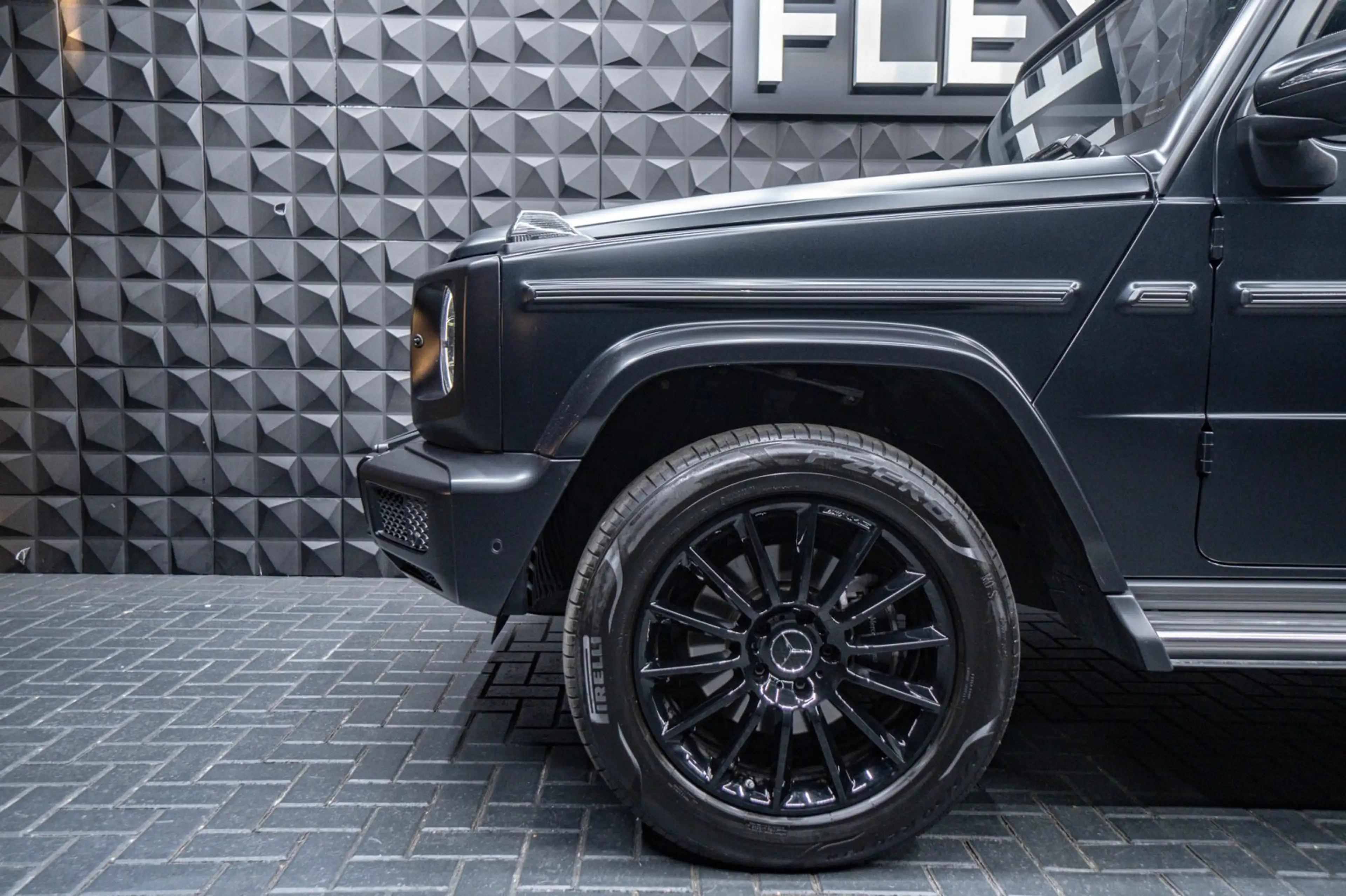 Mercedes-Benz G 400 d AMG SUPERIOR Magno Lack — photo 6