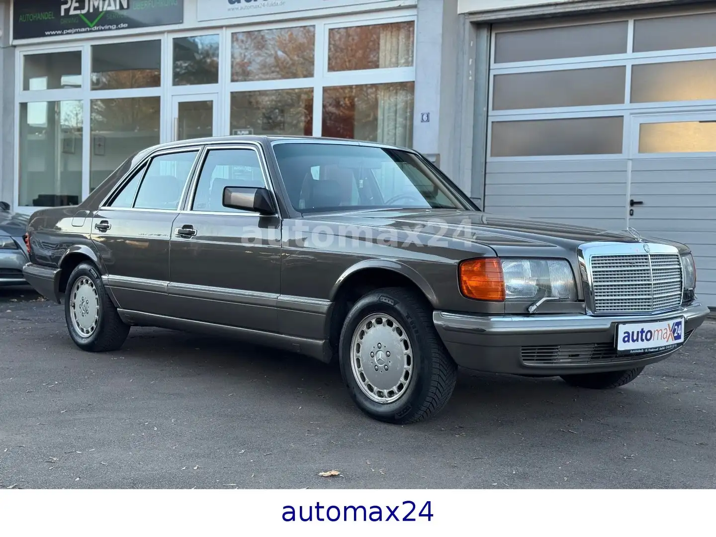 Mercedes-Benz 300 SE, LEDER,KLIMA,SCH-D,AUTOMATIK Grau - 1