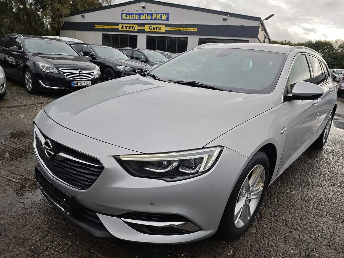 Opel Insignia Sports Tourer 1.5 Direct InjectionTurbo Business I Silber - 1