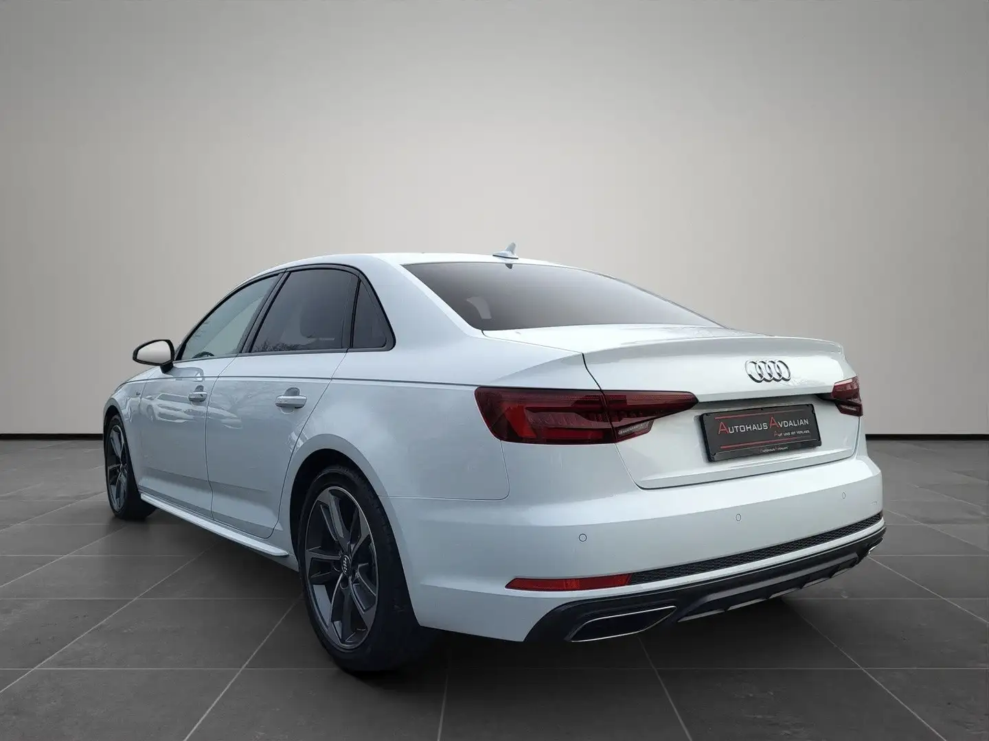 Audi A4 Lim. 40 TFSI S line VIRTUAL|TOUR|KEYLESS|MMI+ Blanc - 2