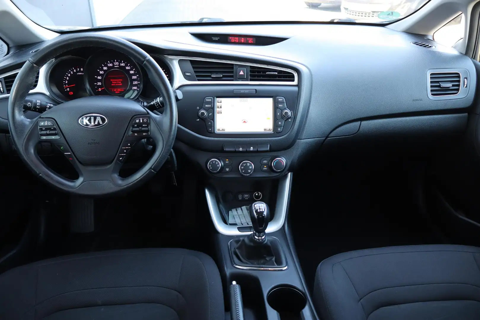 Kia Ceed / cee'd 1.6 GDI First Edition Camera, Navigatie, Elektrisc Grijs - 2