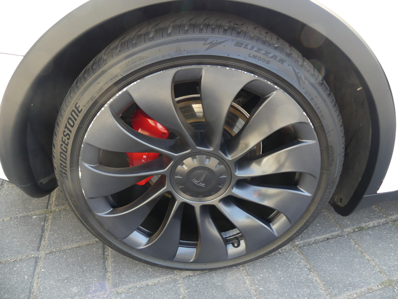 Tesla Model Y Performance Dual AWD LED/21ZOLL/AUTOPILOT — photo 12