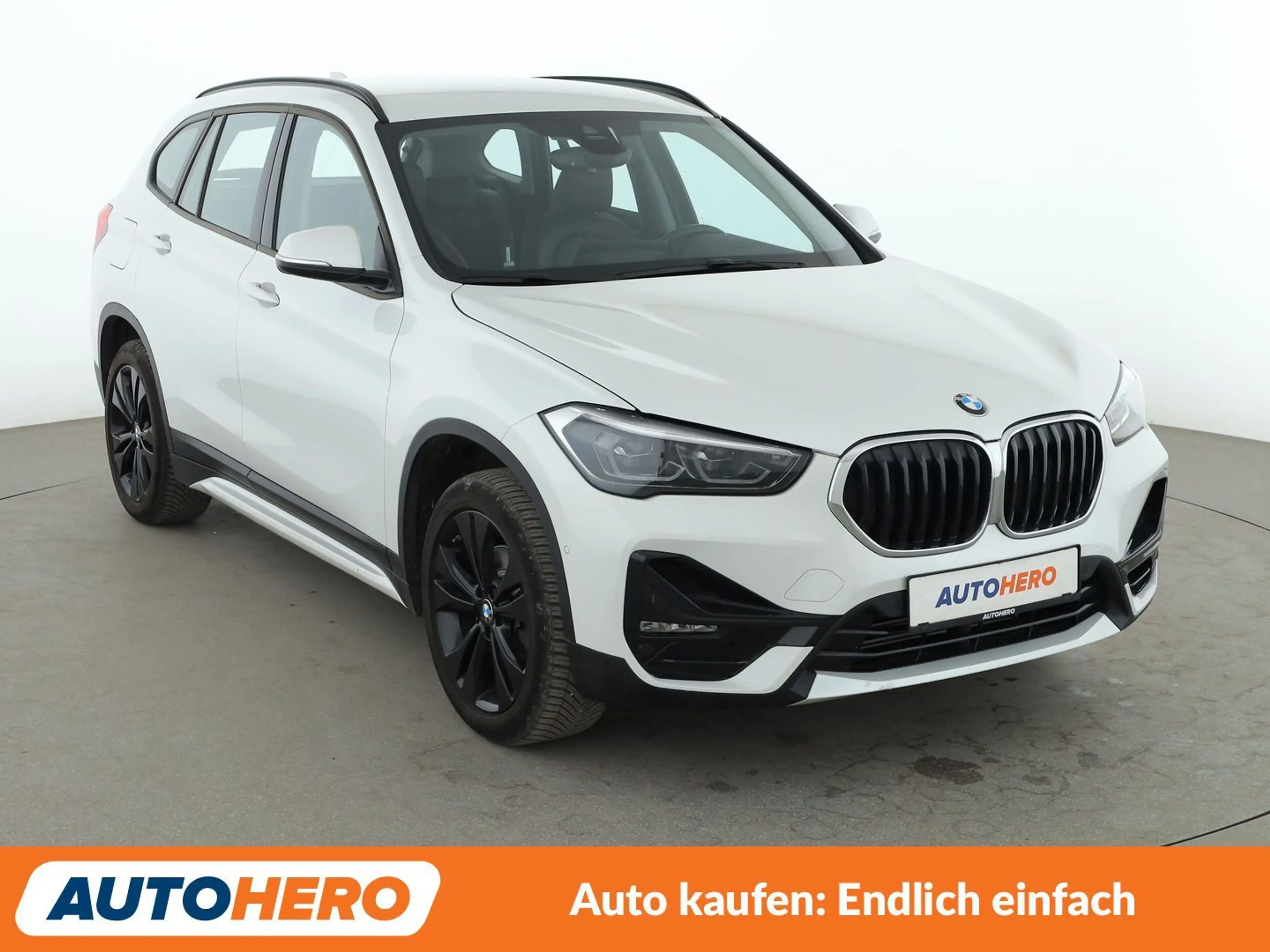 BMW X1 sDrive 18i Sport Line Aut.*NAVI*CAM*ACC*SHZ*ALU* — photo 8