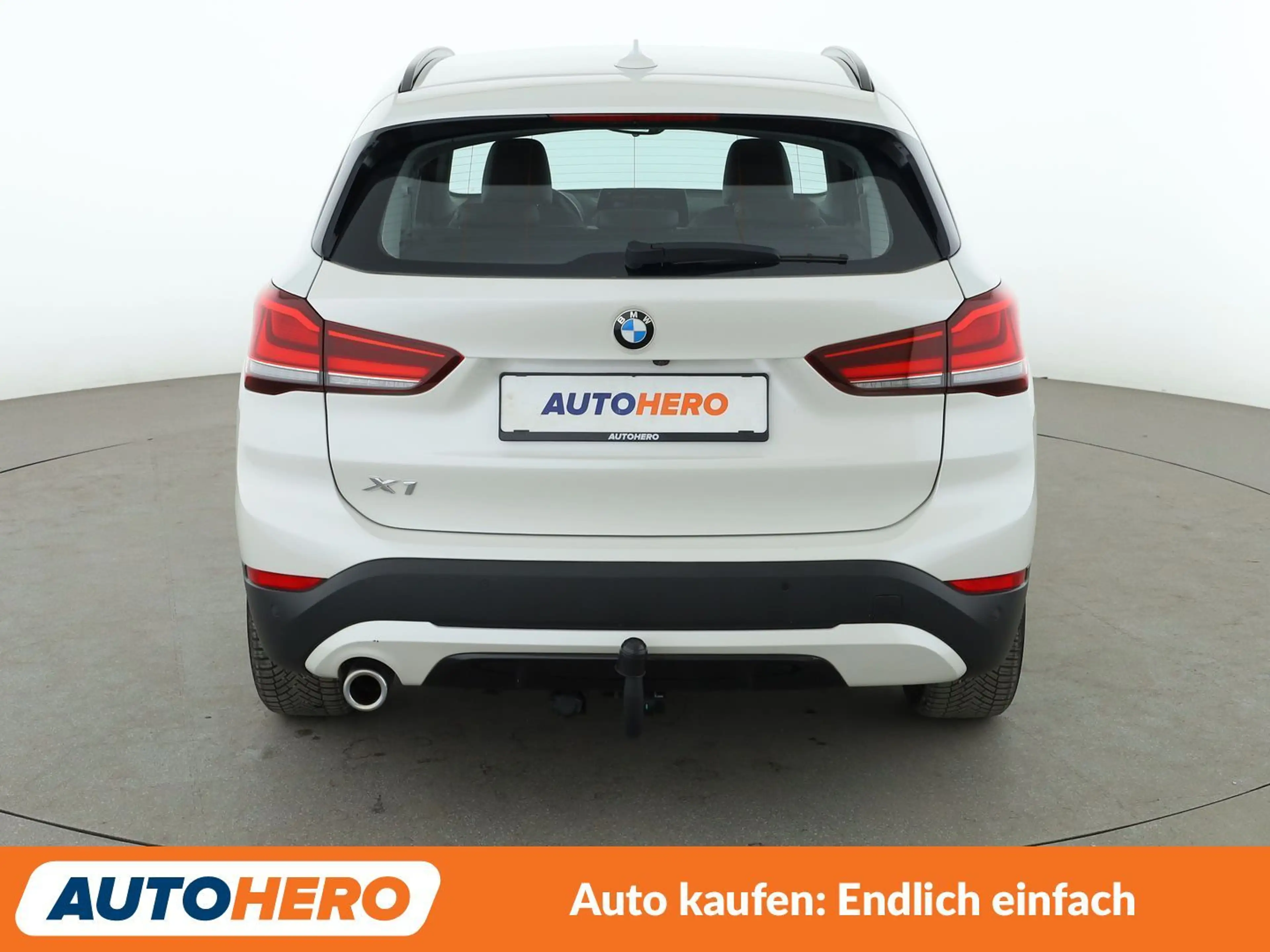 BMW X1 sDrive 18i Sport Line Aut.*NAVI*CAM*ACC*SHZ*ALU* — photo 5