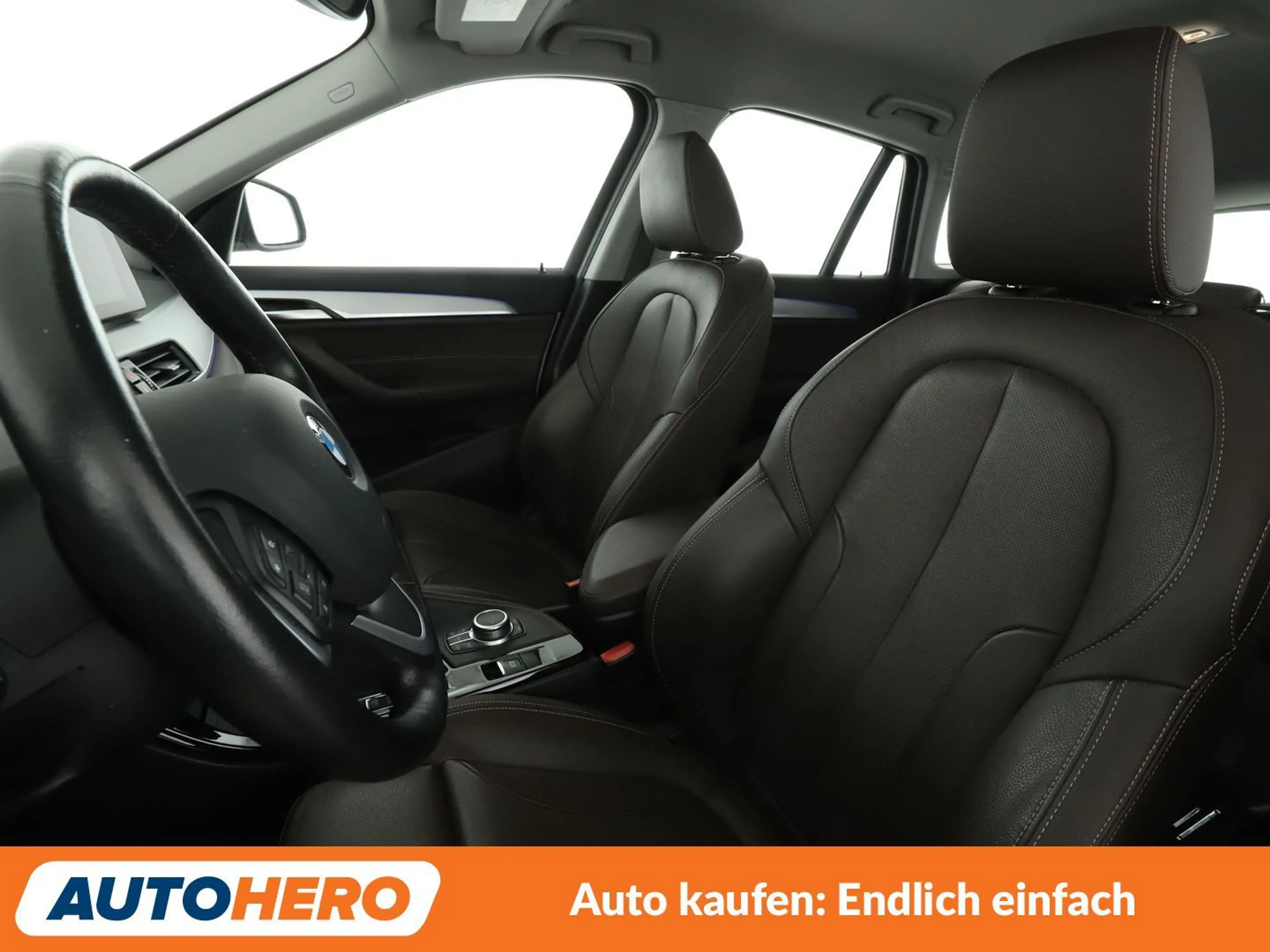 BMW X1 sDrive 18i Sport Line Aut.*NAVI*CAM*ACC*SHZ*ALU* — photo 10