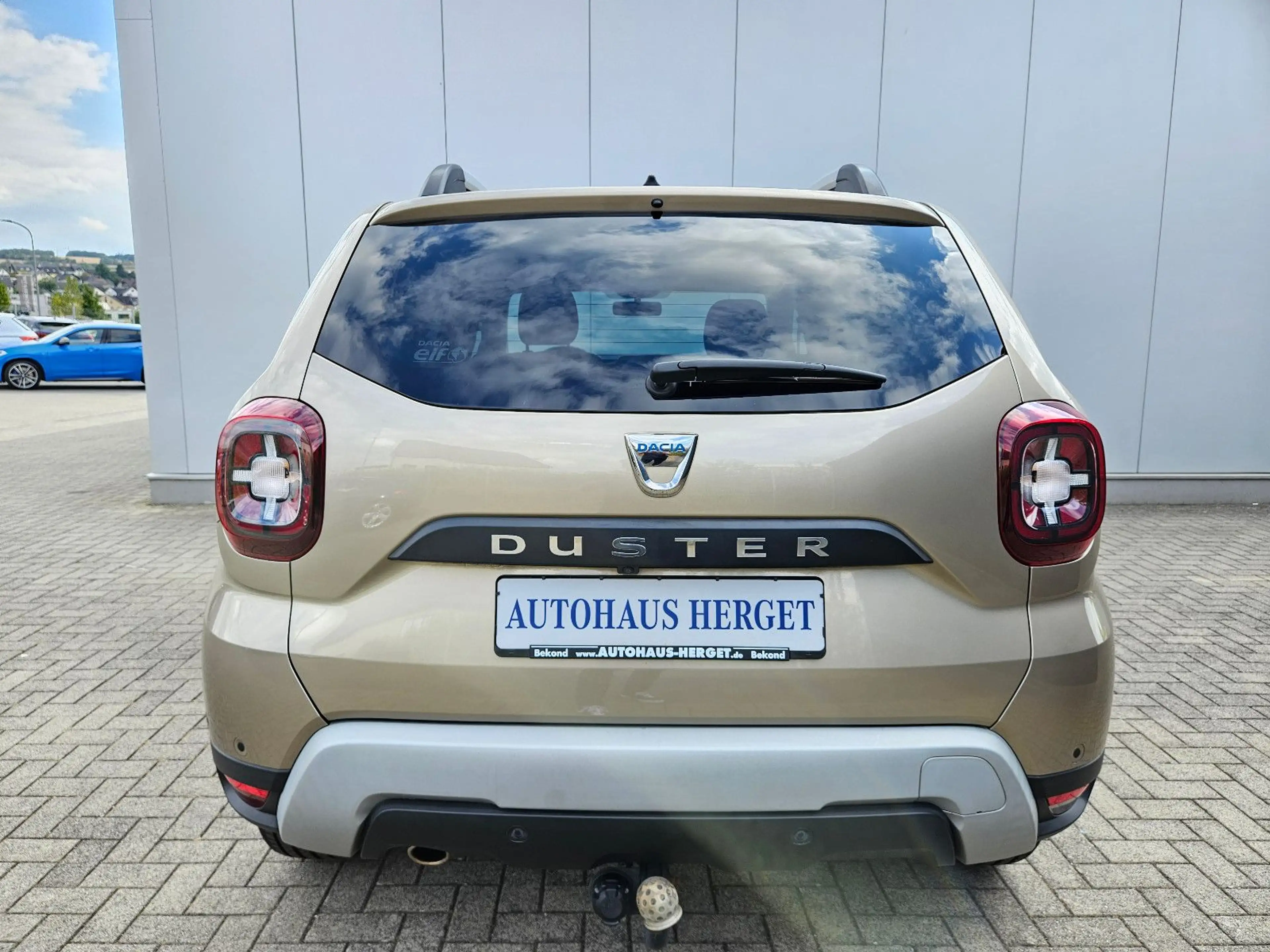 Dacia Duster II Prestige 1.3 LED KAMERA KEYLESS GO AHK — photo 5