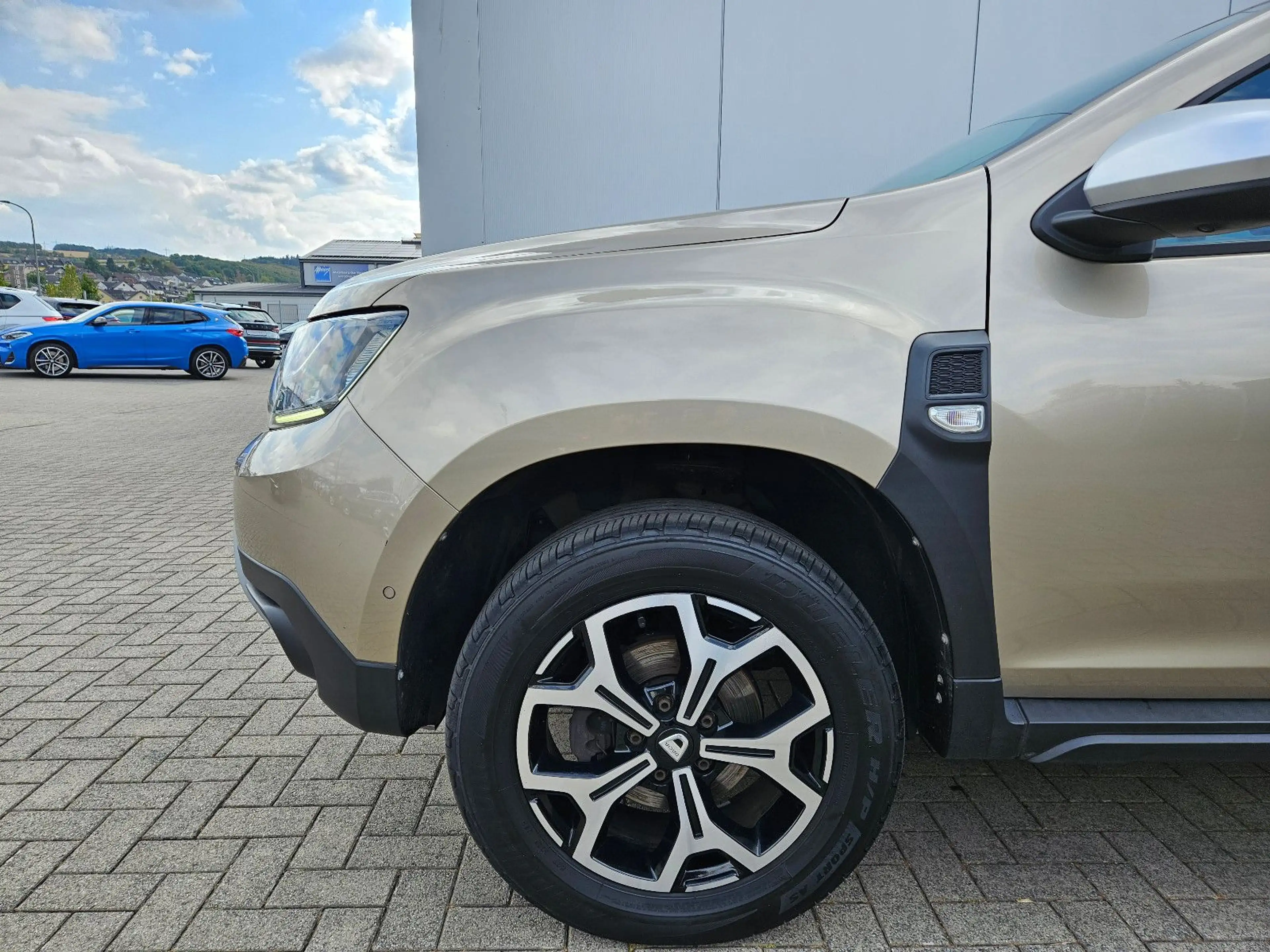 Dacia Duster II Prestige 1.3 LED KAMERA KEYLESS GO AHK — photo 9