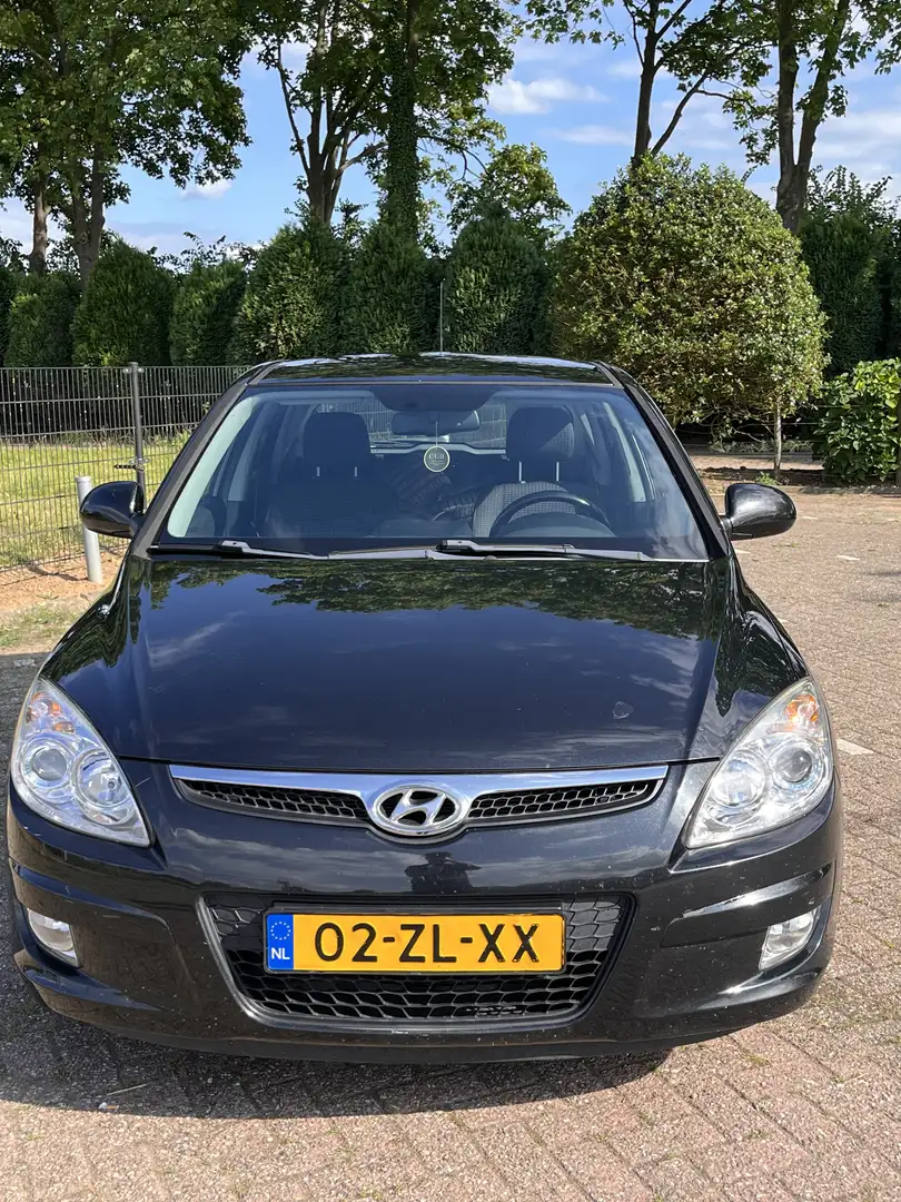 Hyundai i30 1.6i Style Zwart - 2