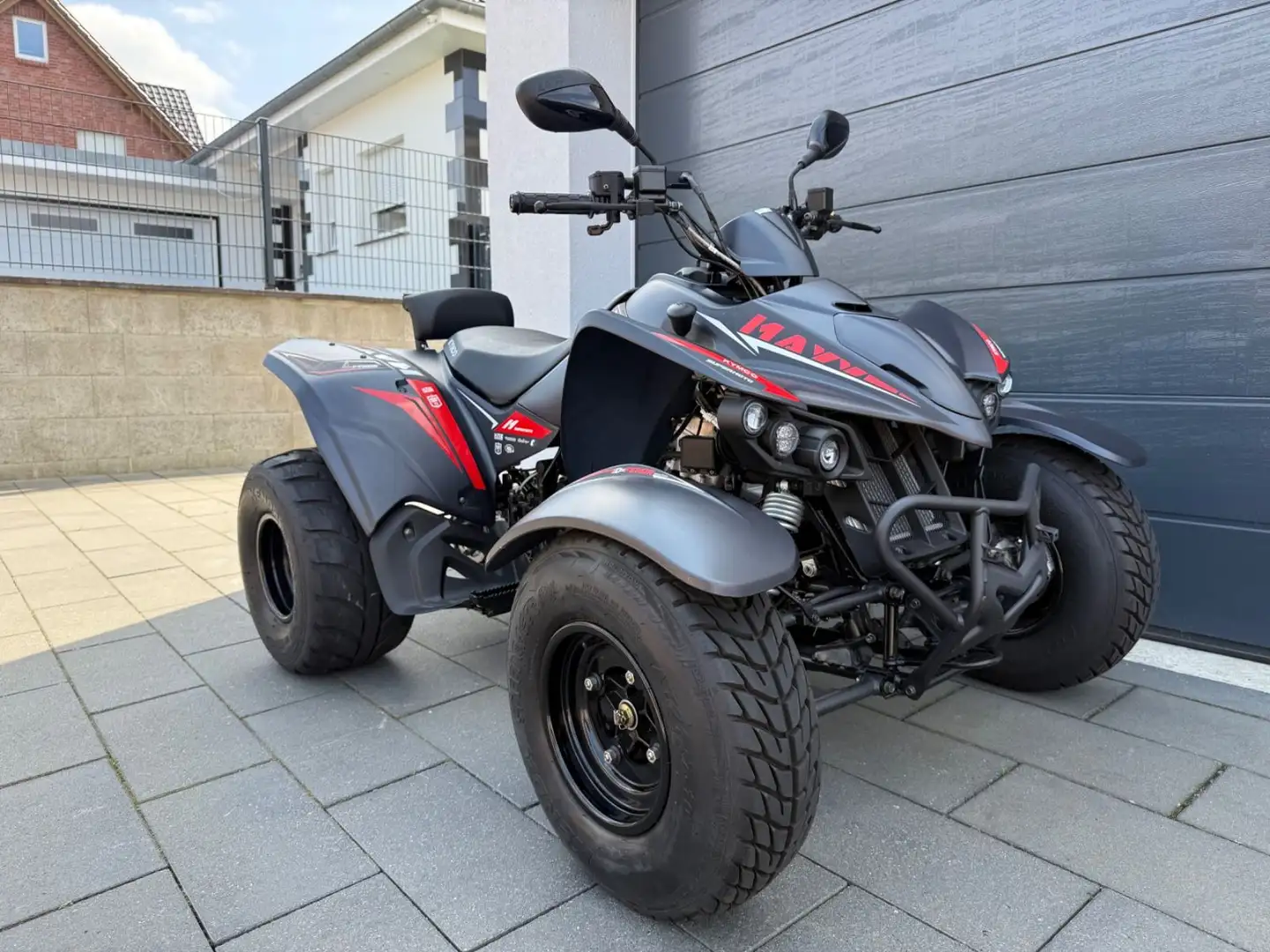 Kymco Maxxer S300T | LOF | Onroad | 1. Hand Negro - 2