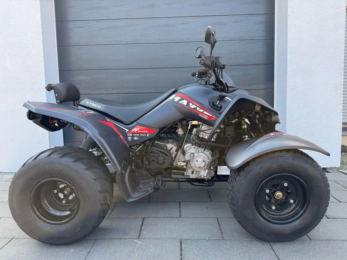 Kymco Maxxer S300T | LOF | Onroad | 1. Hand Negro - 1