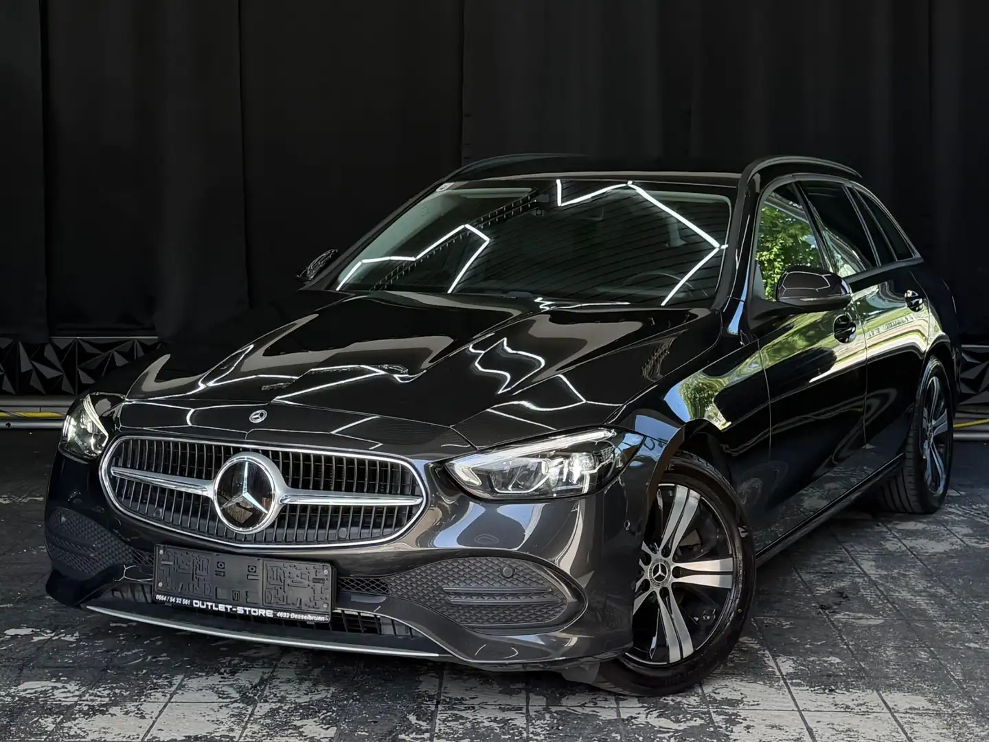 Mercedes-Benz C 220 d T / Mega Optik Grau - 1